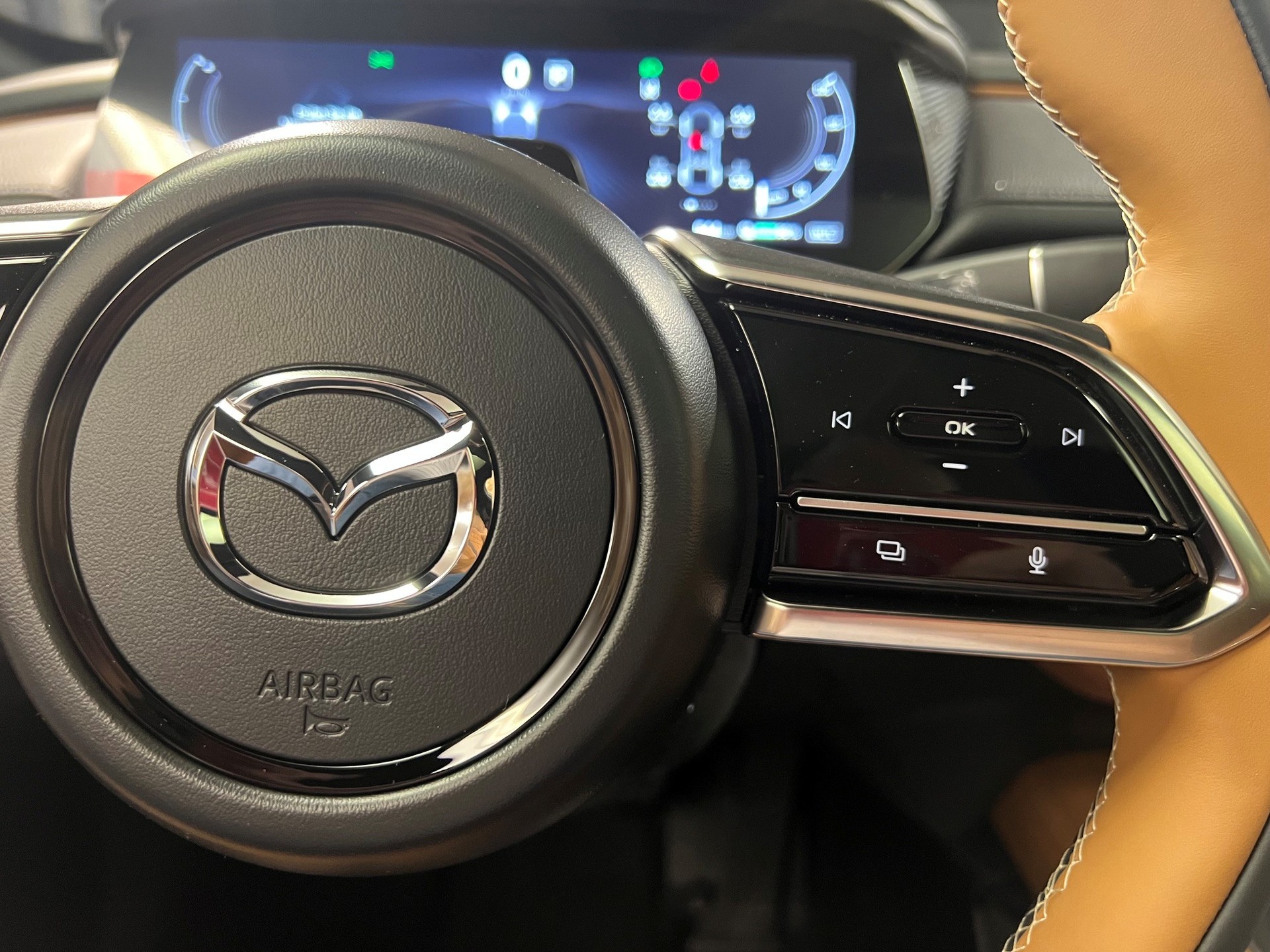 MAZDA 6e 245 80kWh Takumi Plus-image-18