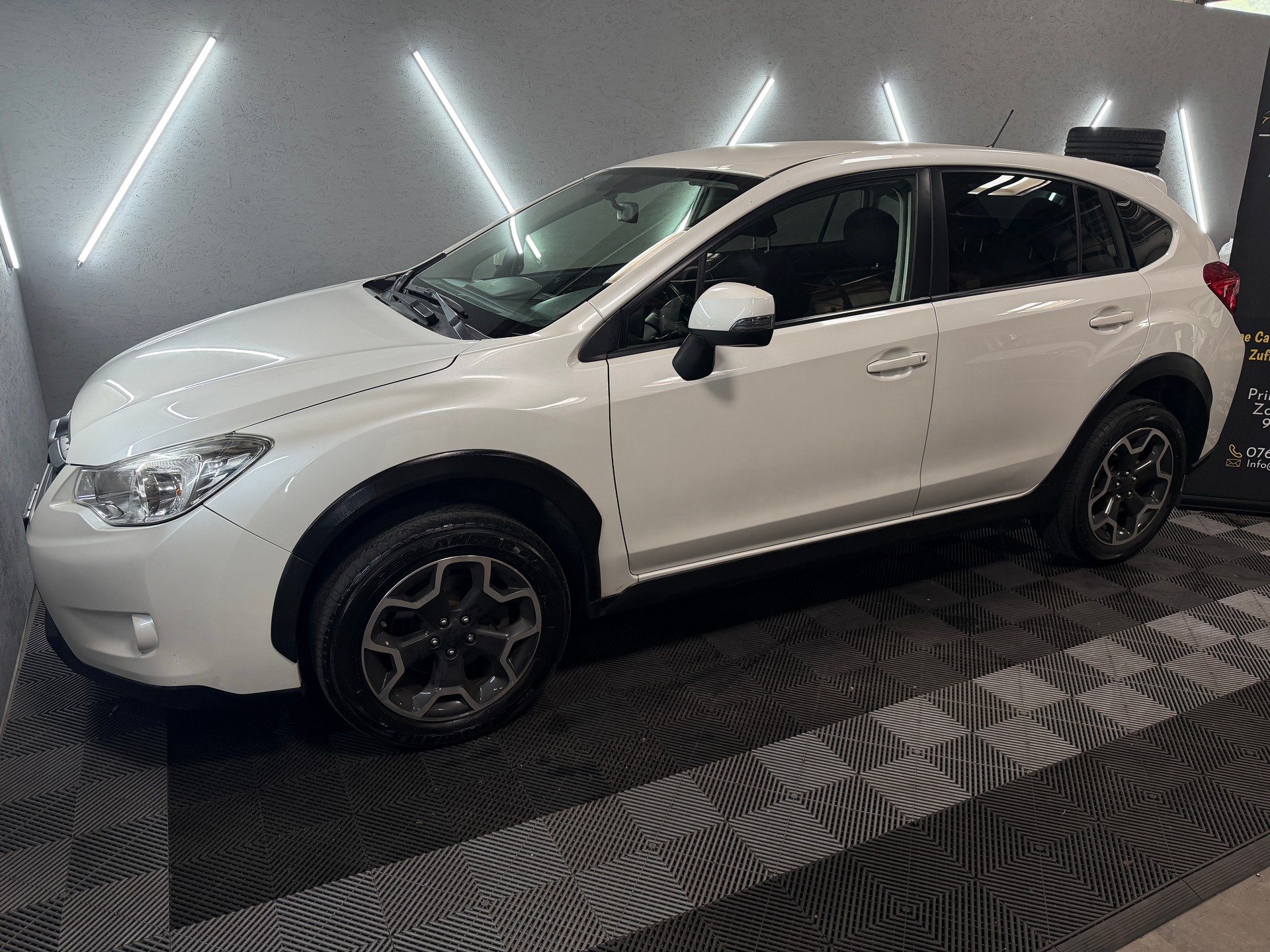 SUBARU XV 2.0D Swiss Two AWD-image-6