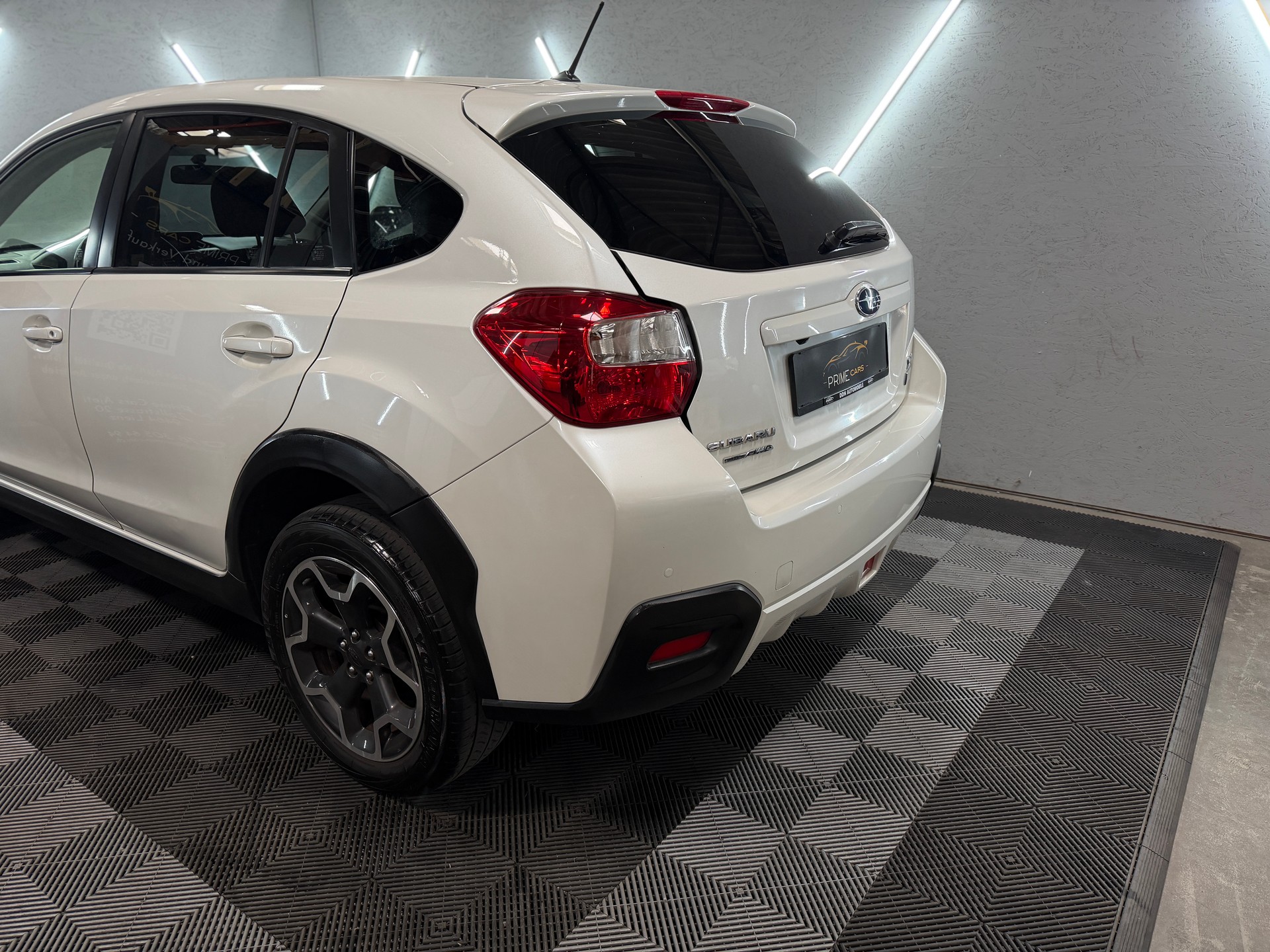 SUBARU XV 2.0D Swiss Two AWD-image-10