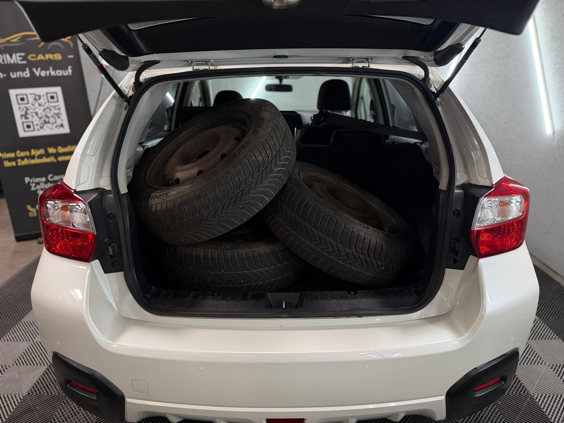 SUBARU XV 2.0D Swiss Two AWD-image-13