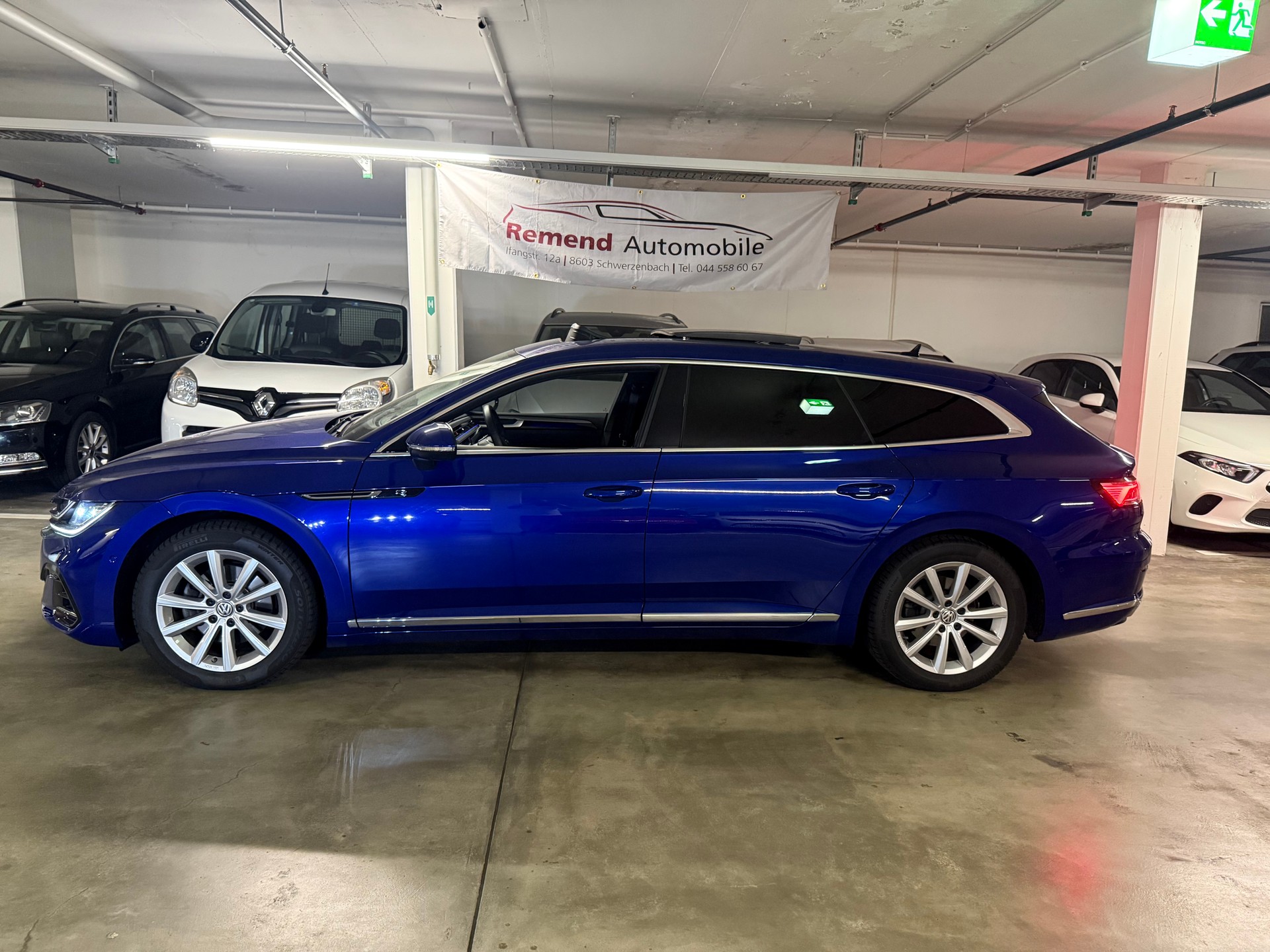 VW Arteon SB 2.0 TDI R-Line 4Motion DSG AHK, Panorama, Head-up-image-3