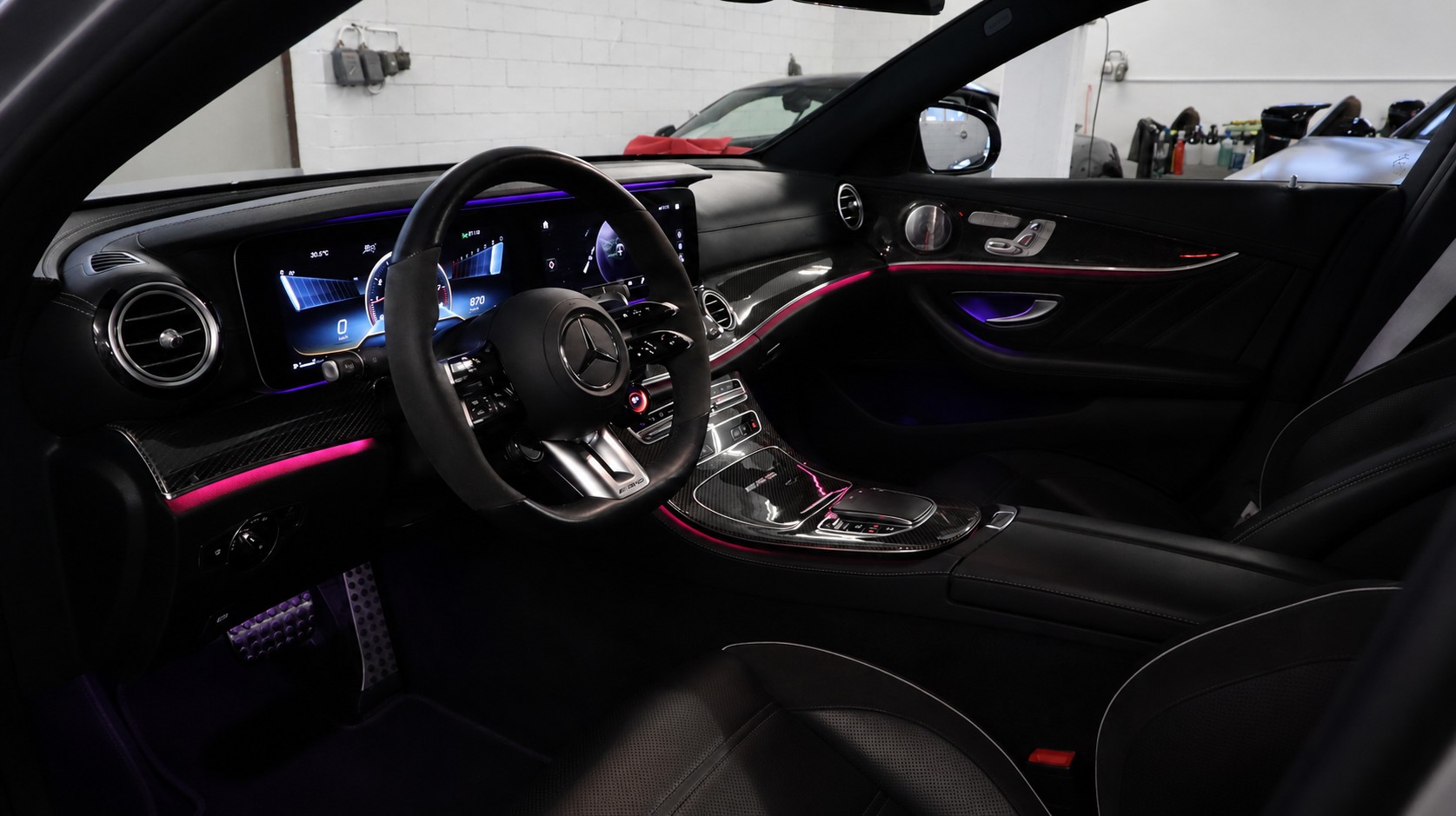 MERCEDES-BENZ AMG E 63 S 4Matic+ Speedshift 9G-TCT-showroom-element-3