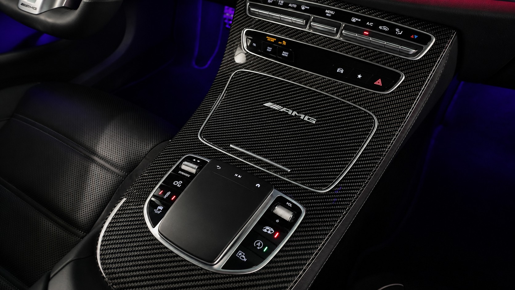 MERCEDES-BENZ AMG E 63 S 4Matic+ Speedshift 9G-TCT-image-17