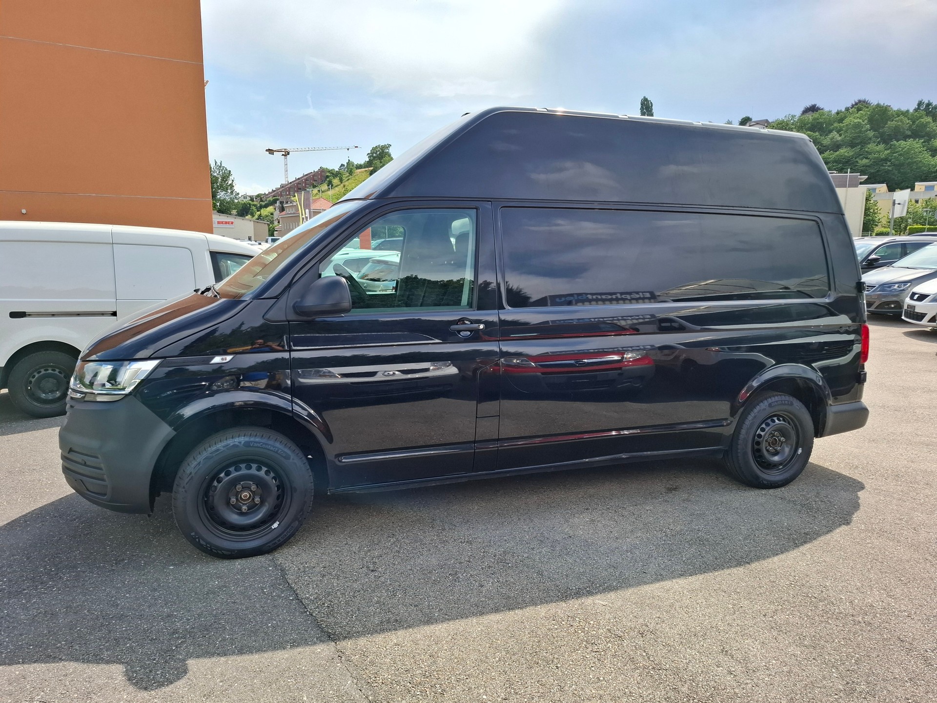 VW T6.1 2.0 TDI 4Motion DSG-image-4