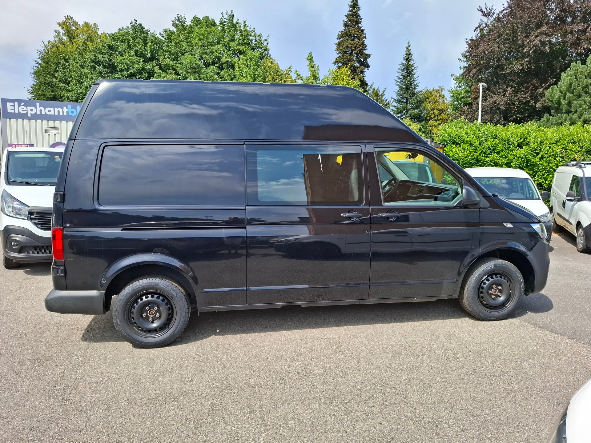 VW T6.1 2.0 TDI 4Motion DSG-image-5
