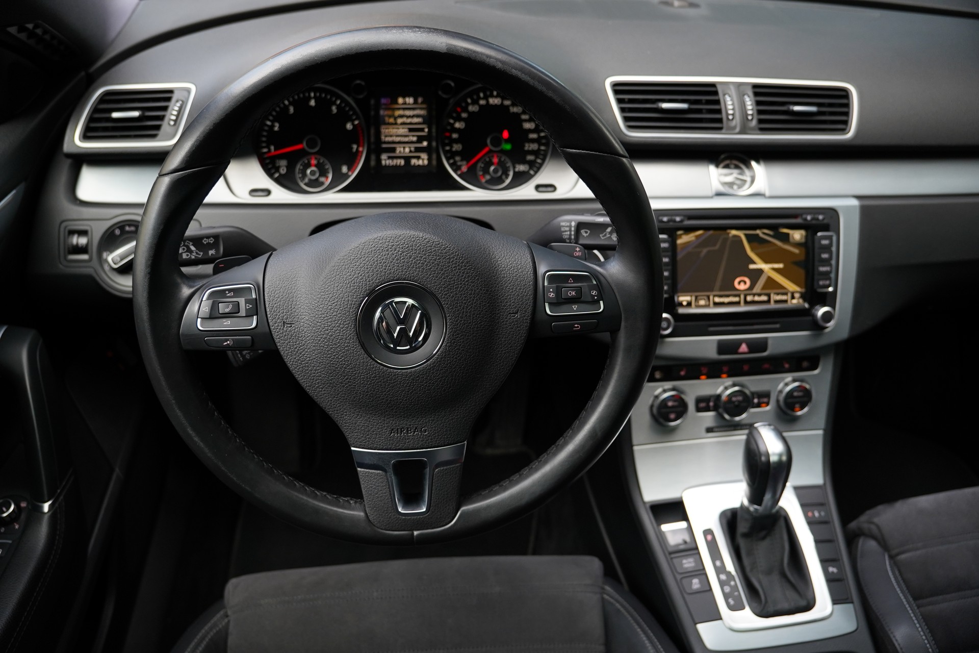 VW CC 1.8 TSI DSG-image-23