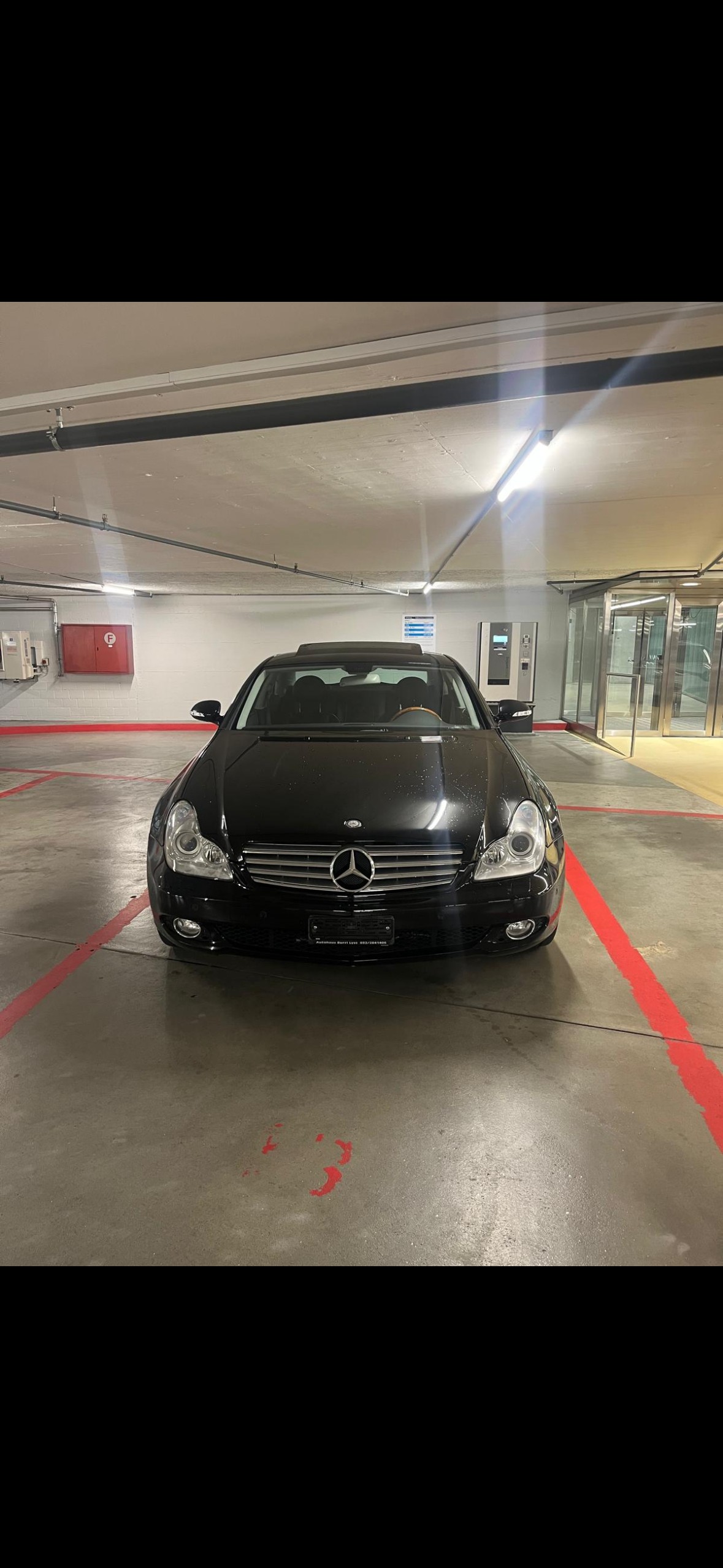 MERCEDES-BENZ CLS 500 7G-Tronic-showroom-element-2