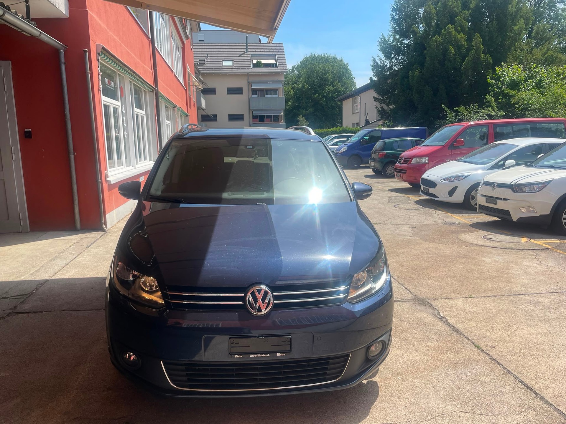 VW Touran 1.4 TSI Team DSG-showroom-element-1