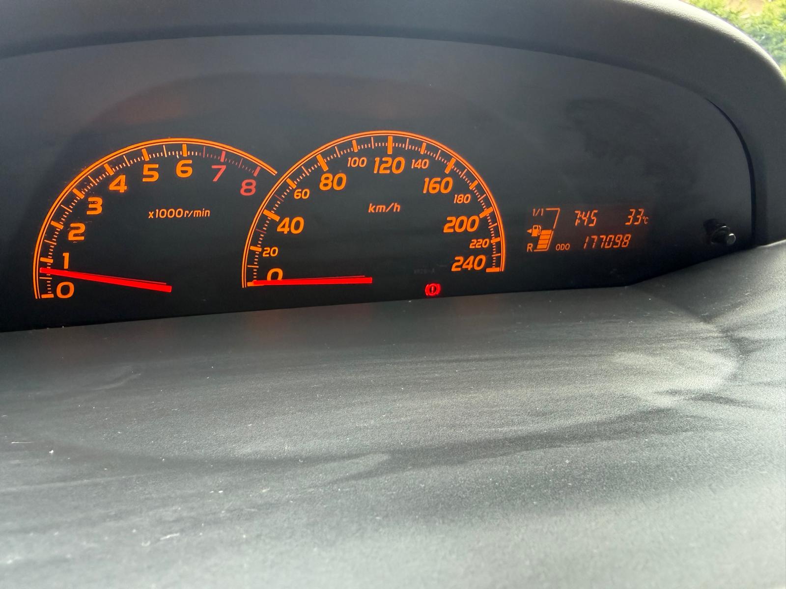 TOYOTA Yaris 1.8 TS-image-8