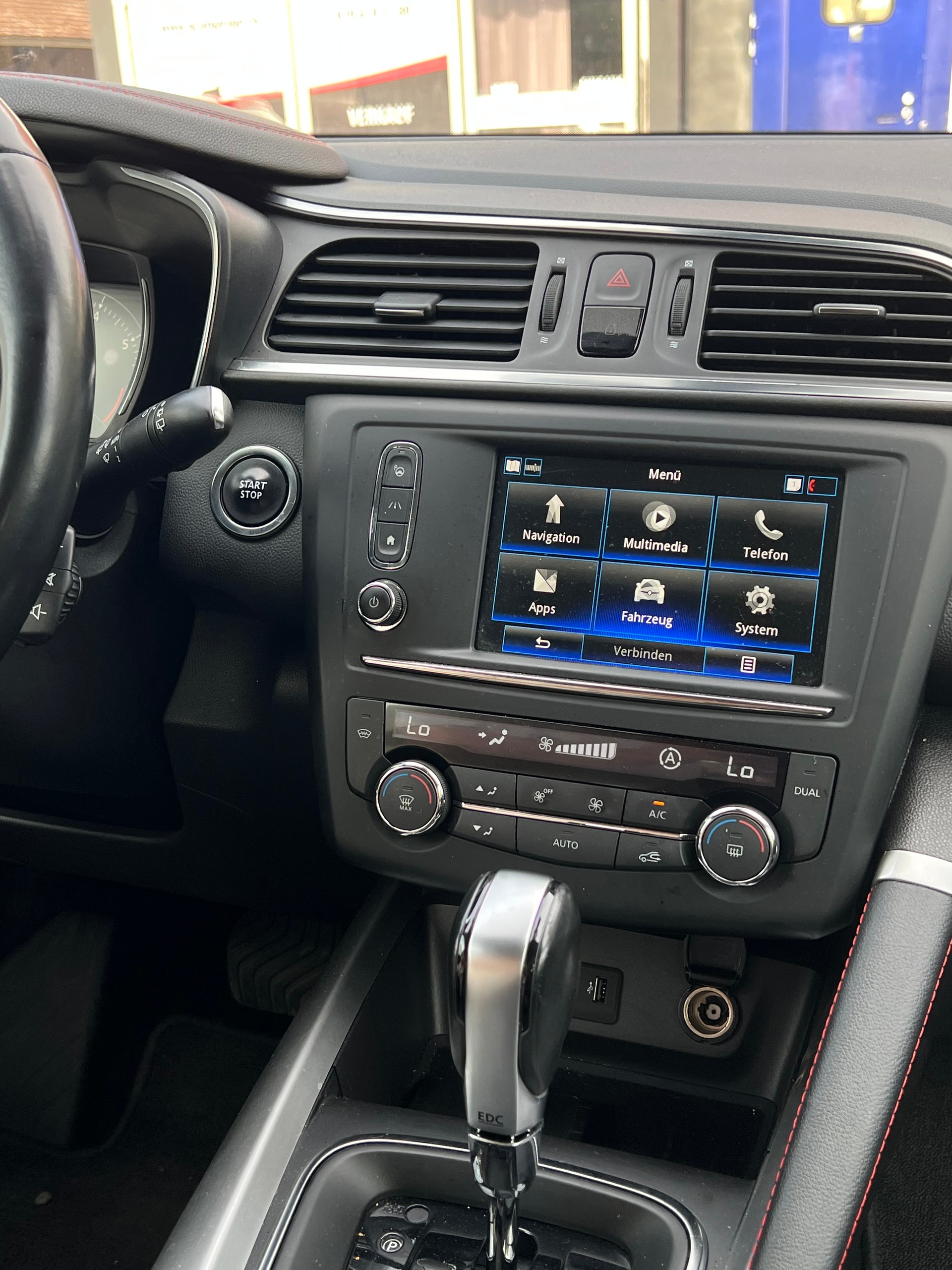 RENAULT Kadjar 1.2 16V Turbo Swiss Edition EDC-image-6