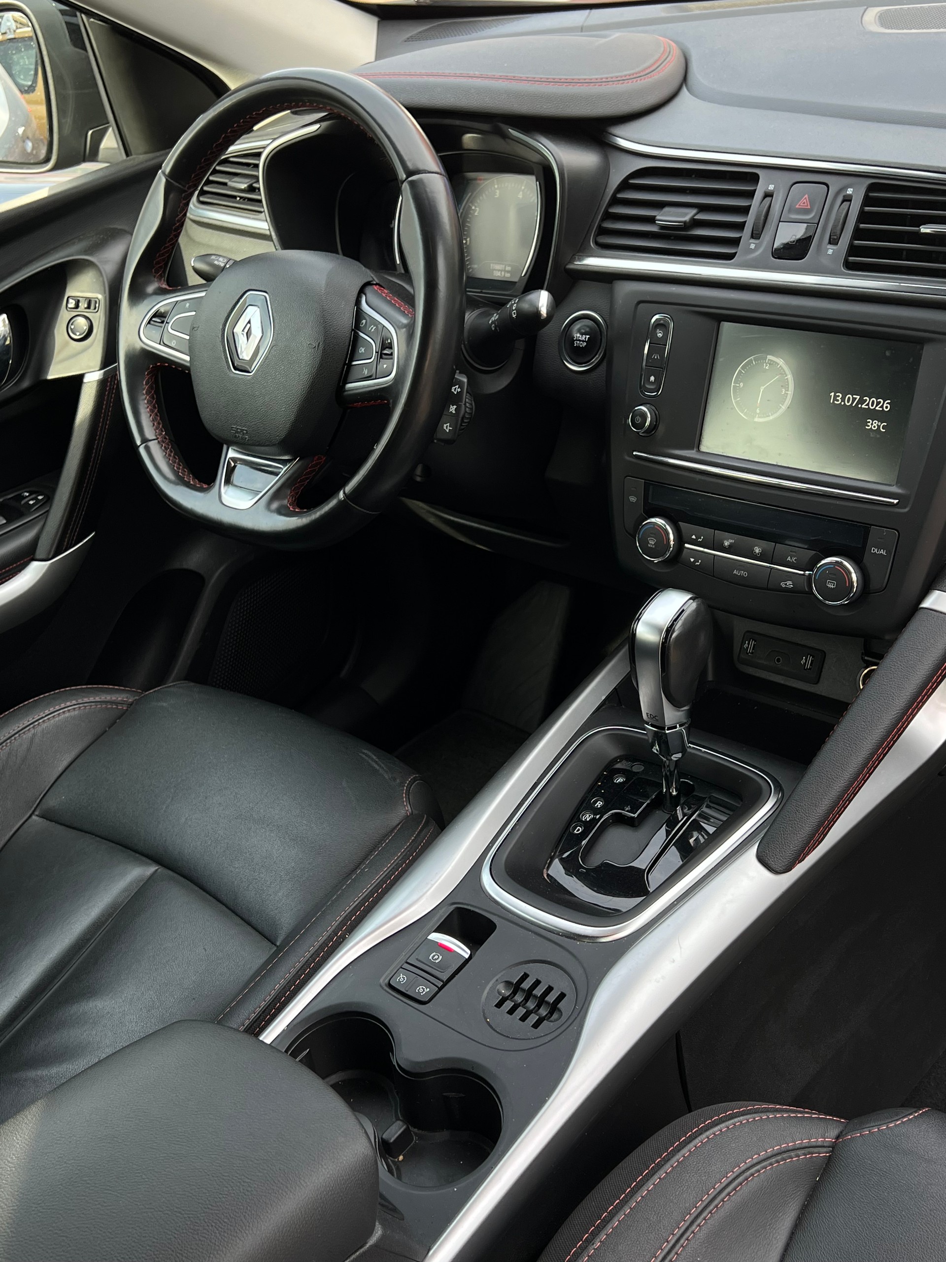 RENAULT Kadjar 1.2 16V Turbo Swiss Edition EDC-image-5