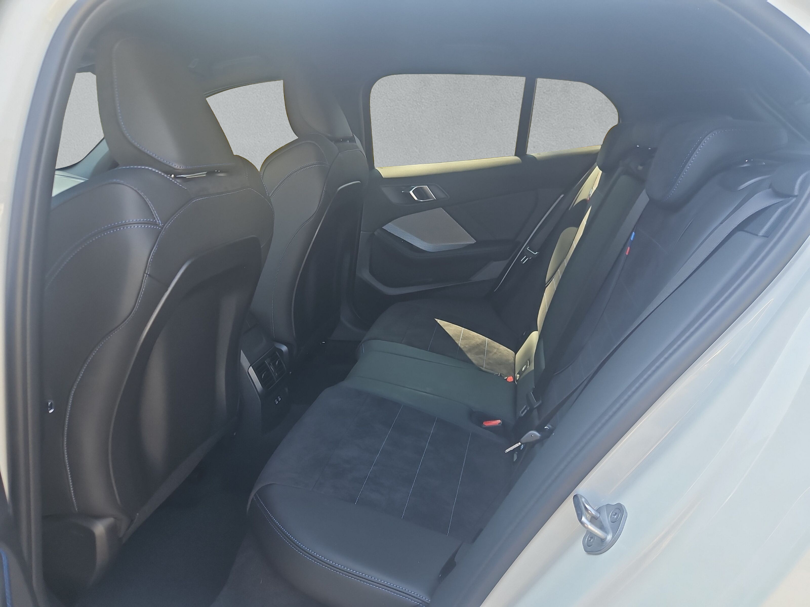 BMW 123 xDrive M Sport Steptronic-image-15