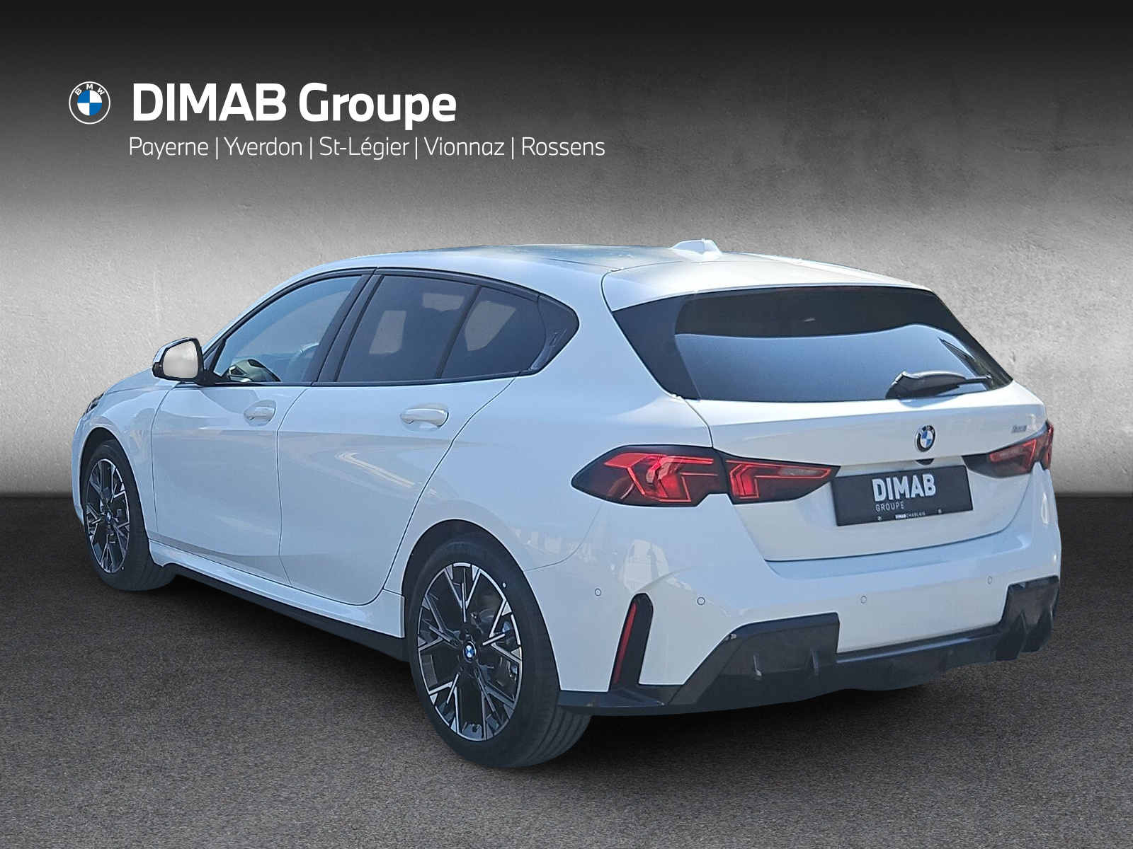 BMW 123 xDrive M Sport Steptronic-showroom-element-2