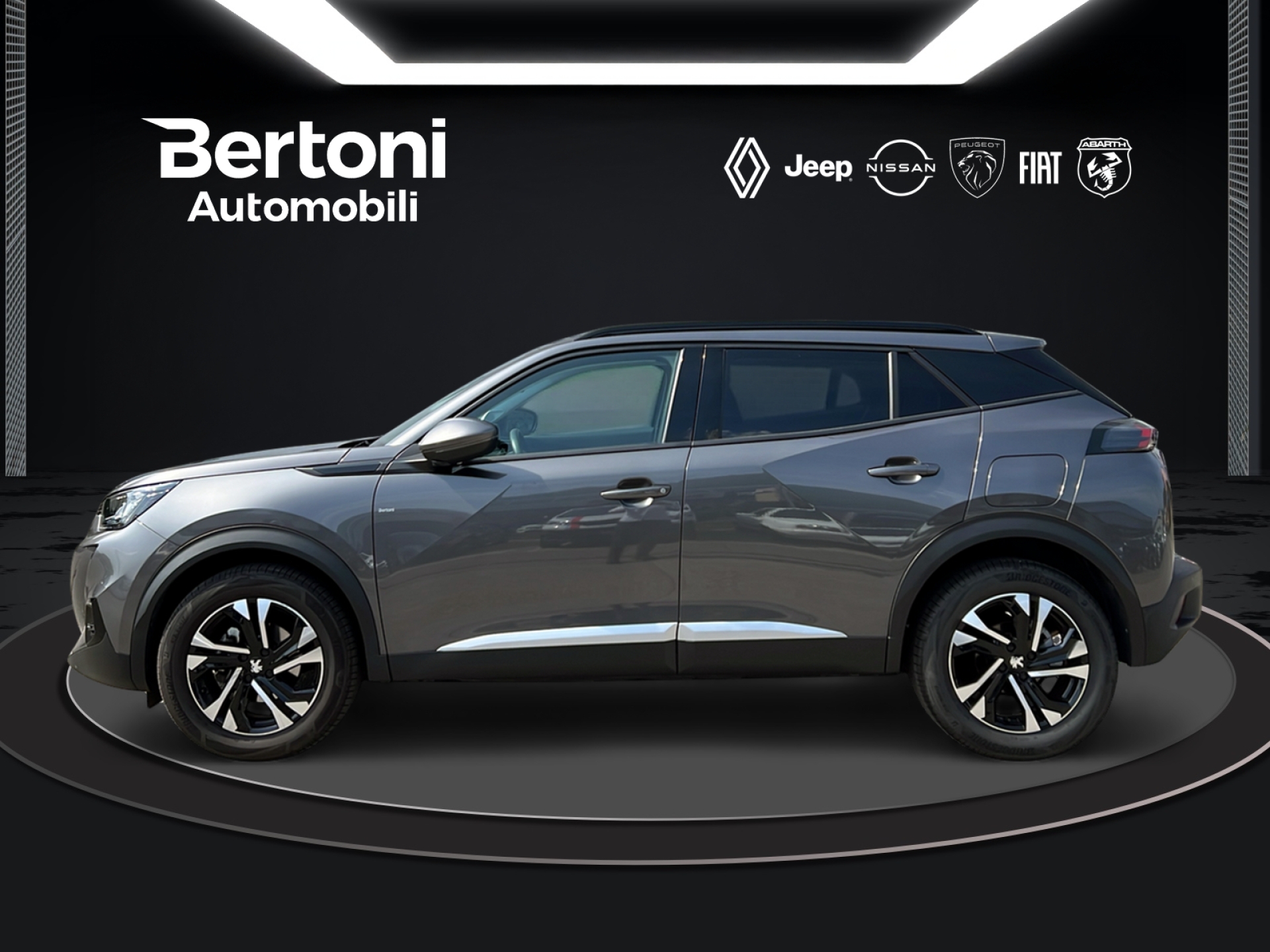 PEUGEOT 2008 1.2 PureTech Allure-showroom-element-1