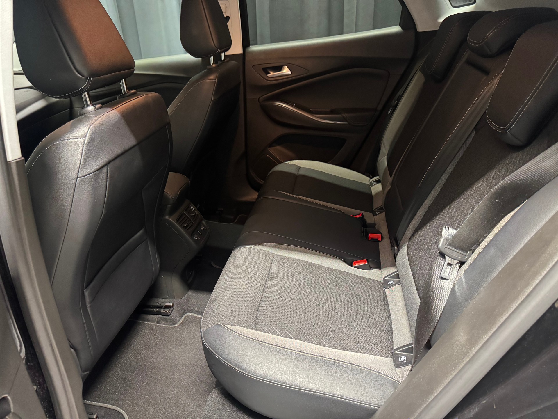 OPEL Grandland X 2.0CDTi Ultimate Automatik(M)(9)-image-7