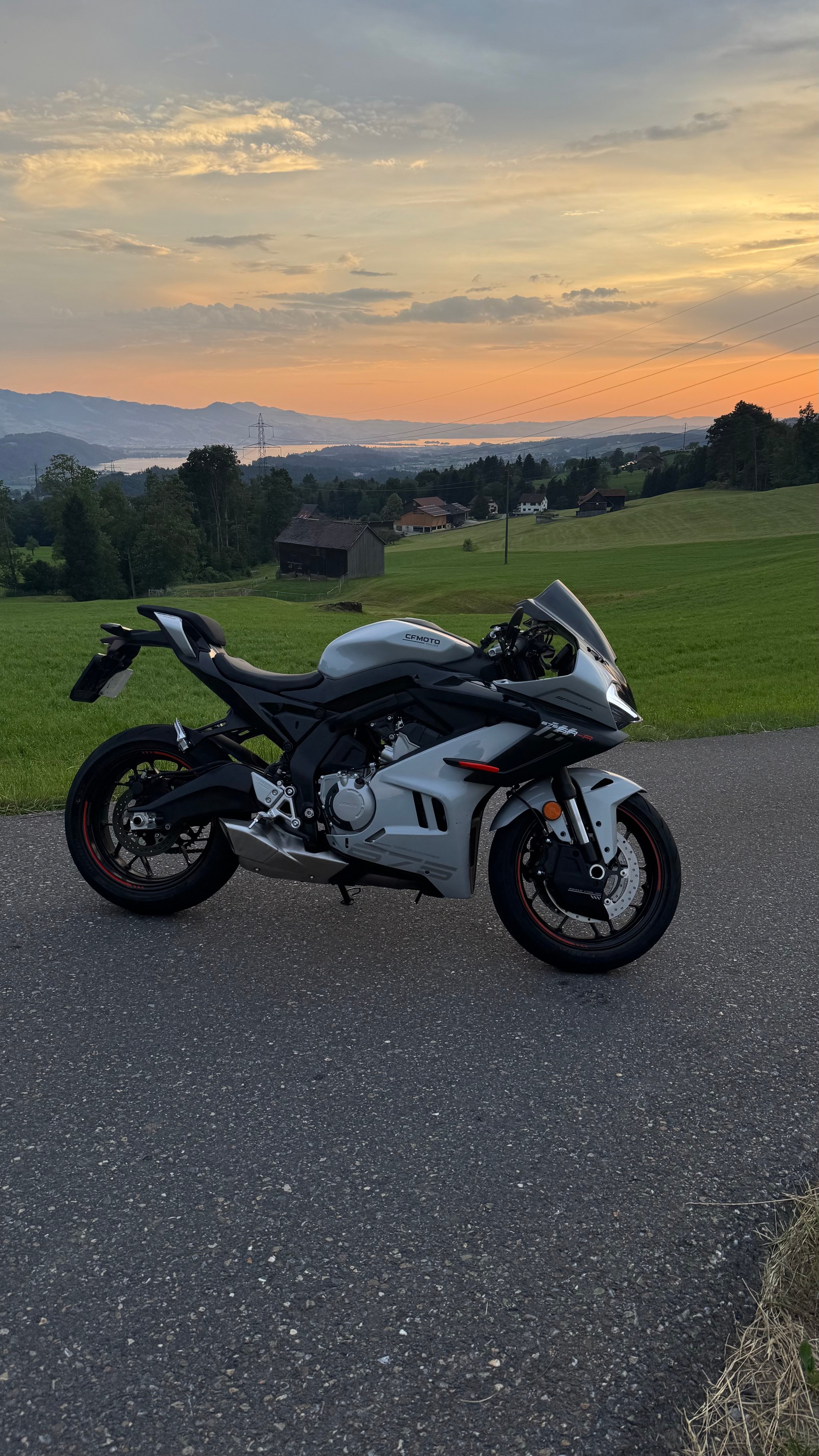 CF MOTO 675SR-R ABS-image-1