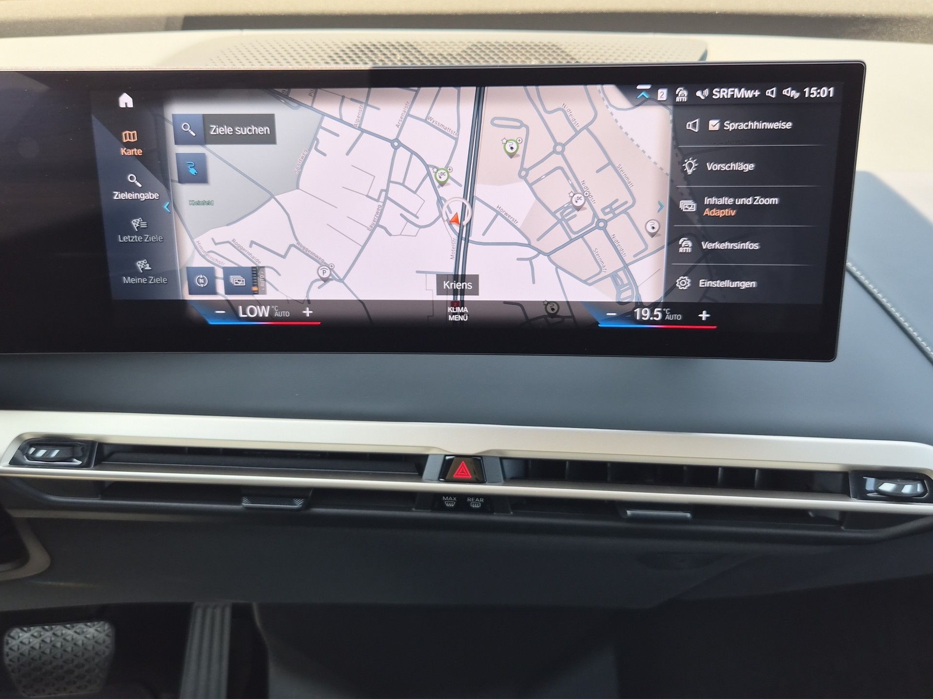 BMW iX xDrive50-image-18