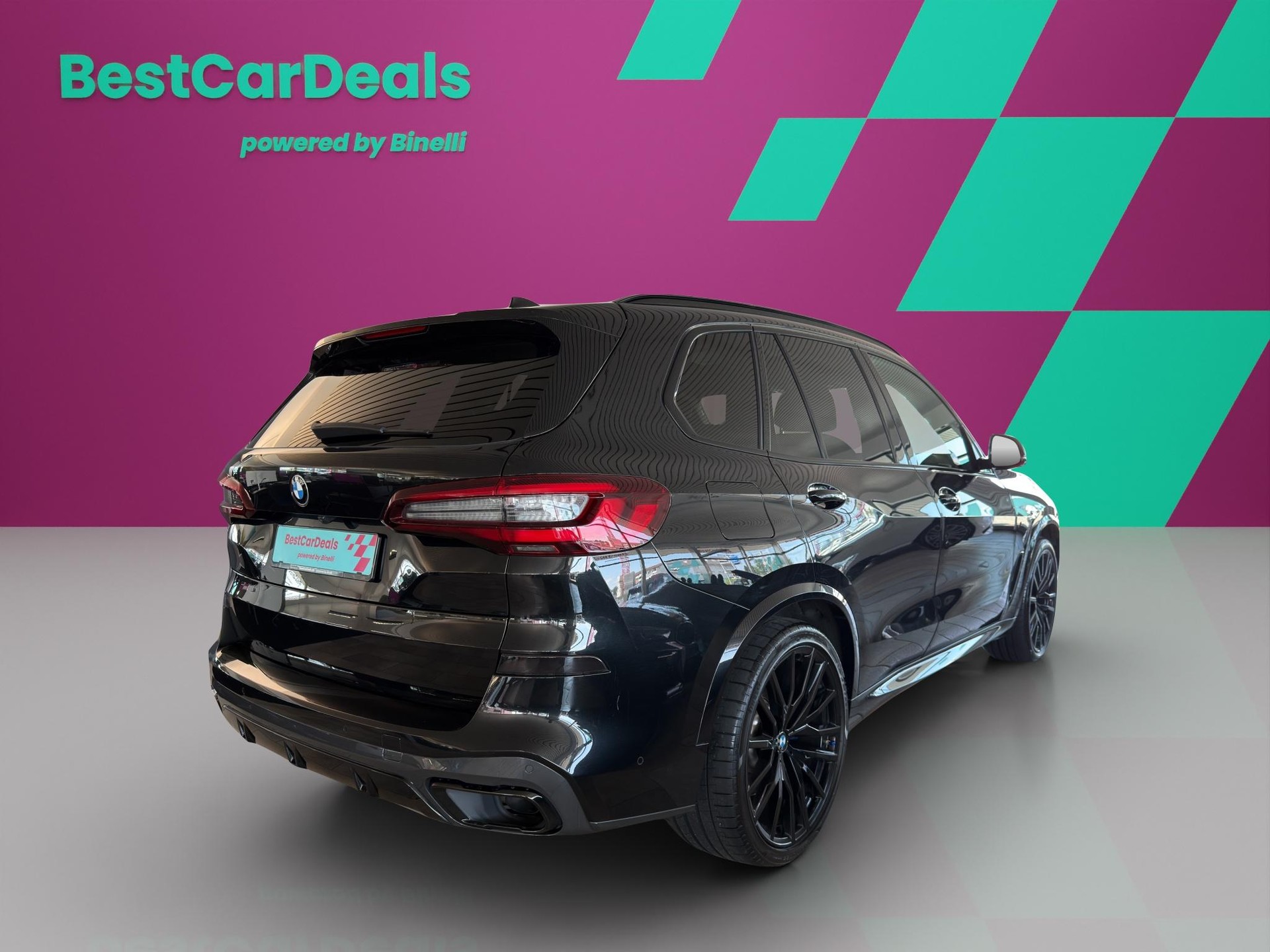 BMW X5 xDrive M50d-showroom-element-2