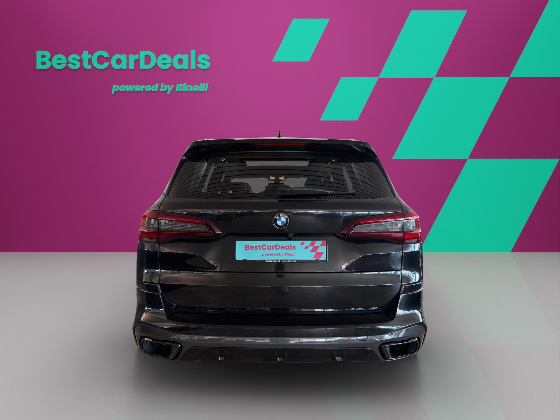 BMW X5 xDrive M50d-showroom-element-3