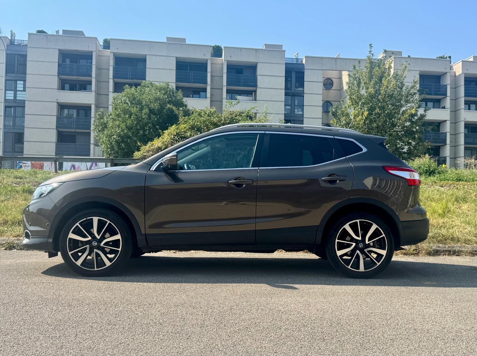 NISSAN Qashqai 1.2 DIG-T tekna Xtronic CVT-showroom-element-1