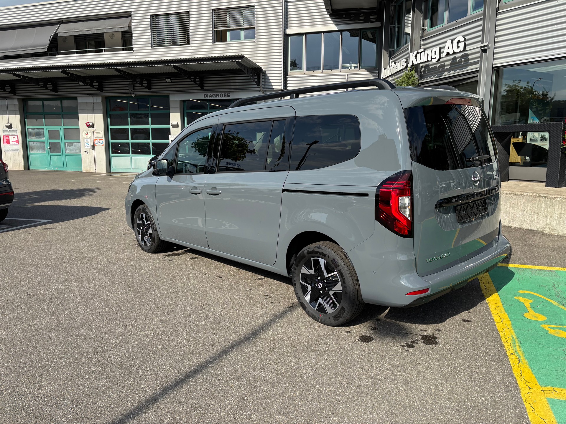 NISSAN Townstar Kombi 1.3 DIG-T L2 N-Connecta DCT-showroom-element-3
