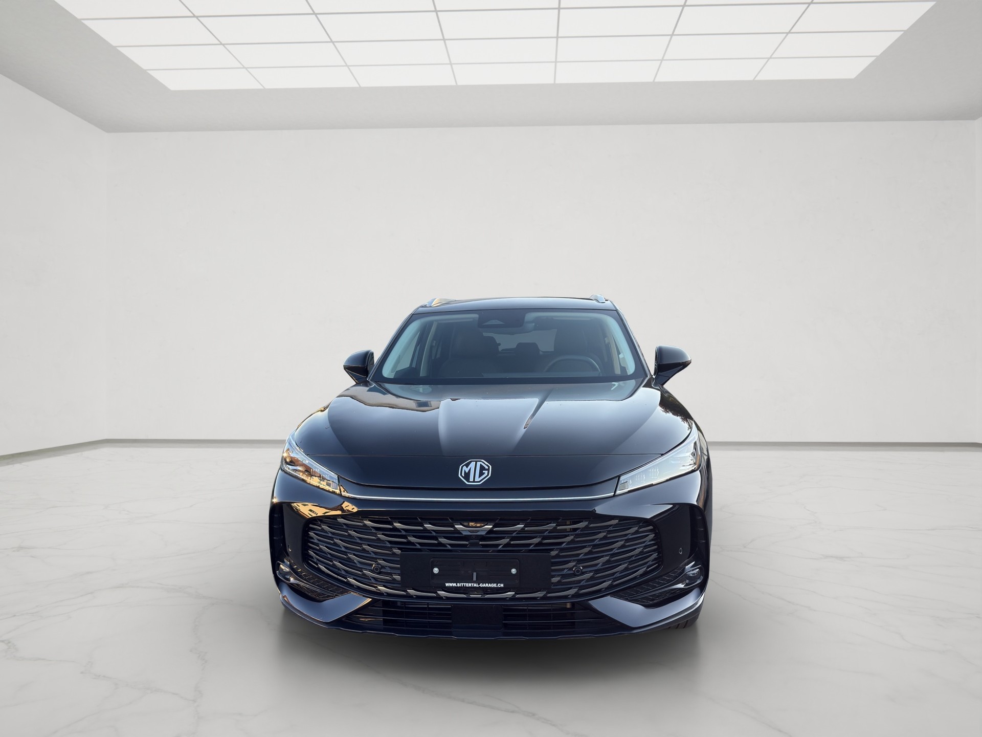 MG HS 1.5 T HEV Luxury-showroom-element-1