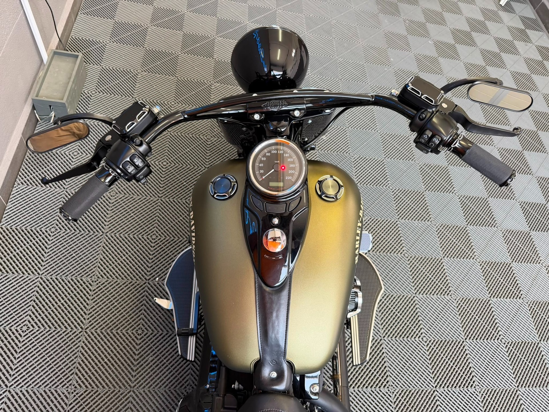 HARLEY-DAVIDSON FLSS Softail Slim S110 ABS-image-4