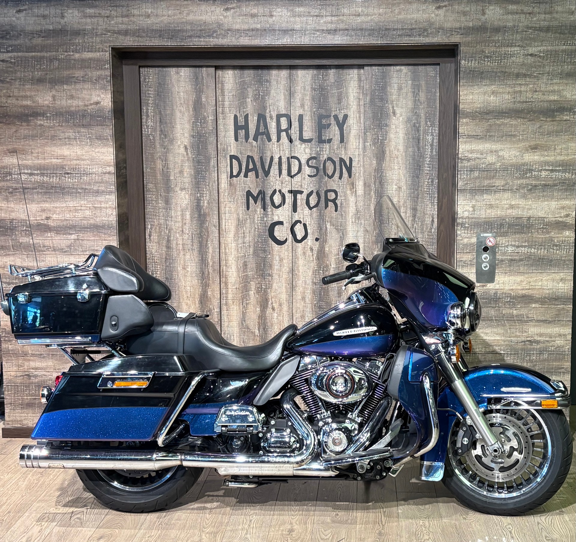 HARLEY-DAVIDSON FLHTK Electra Glide Ultra Limited-image-0