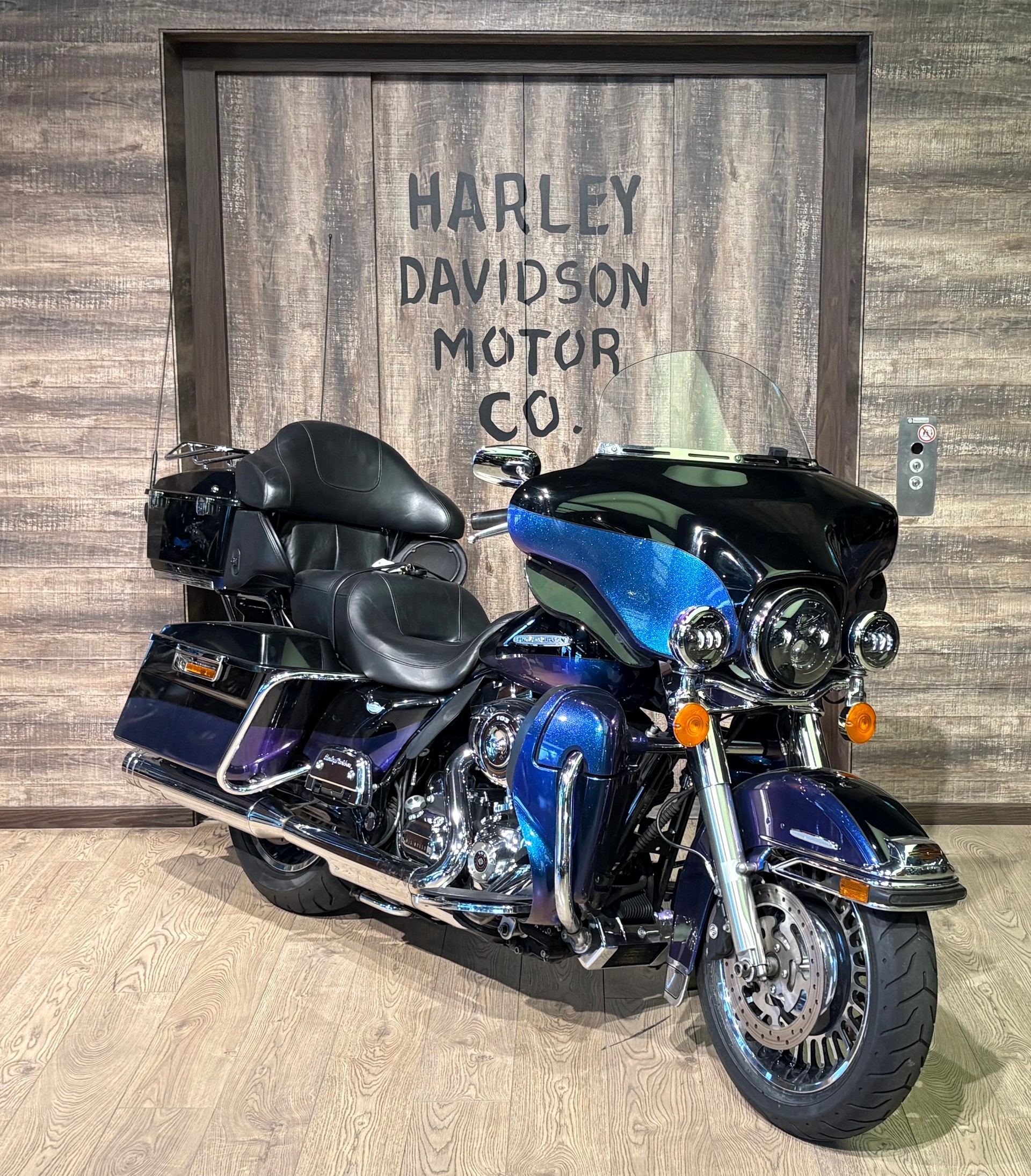 HARLEY-DAVIDSON FLHTK Electra Glide Ultra Limited-image-1