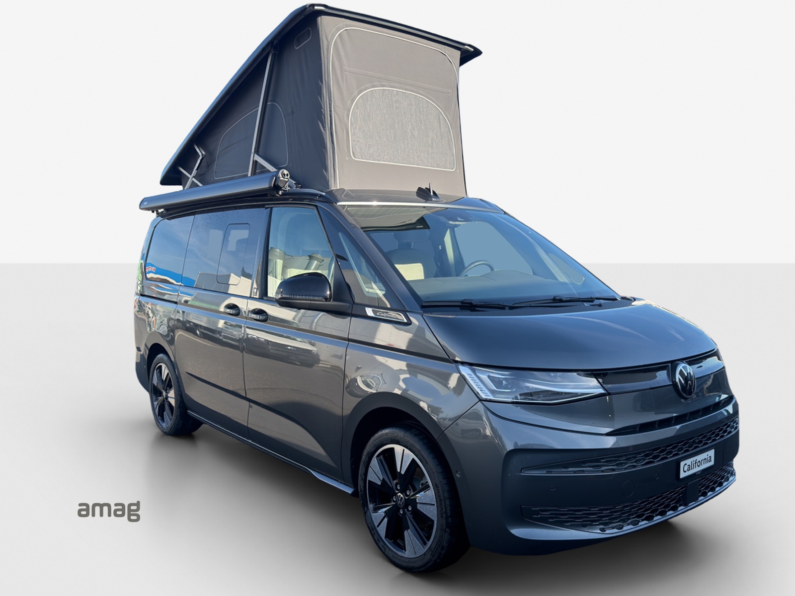 VW California 2.0 TDI Beach Tour-image-5