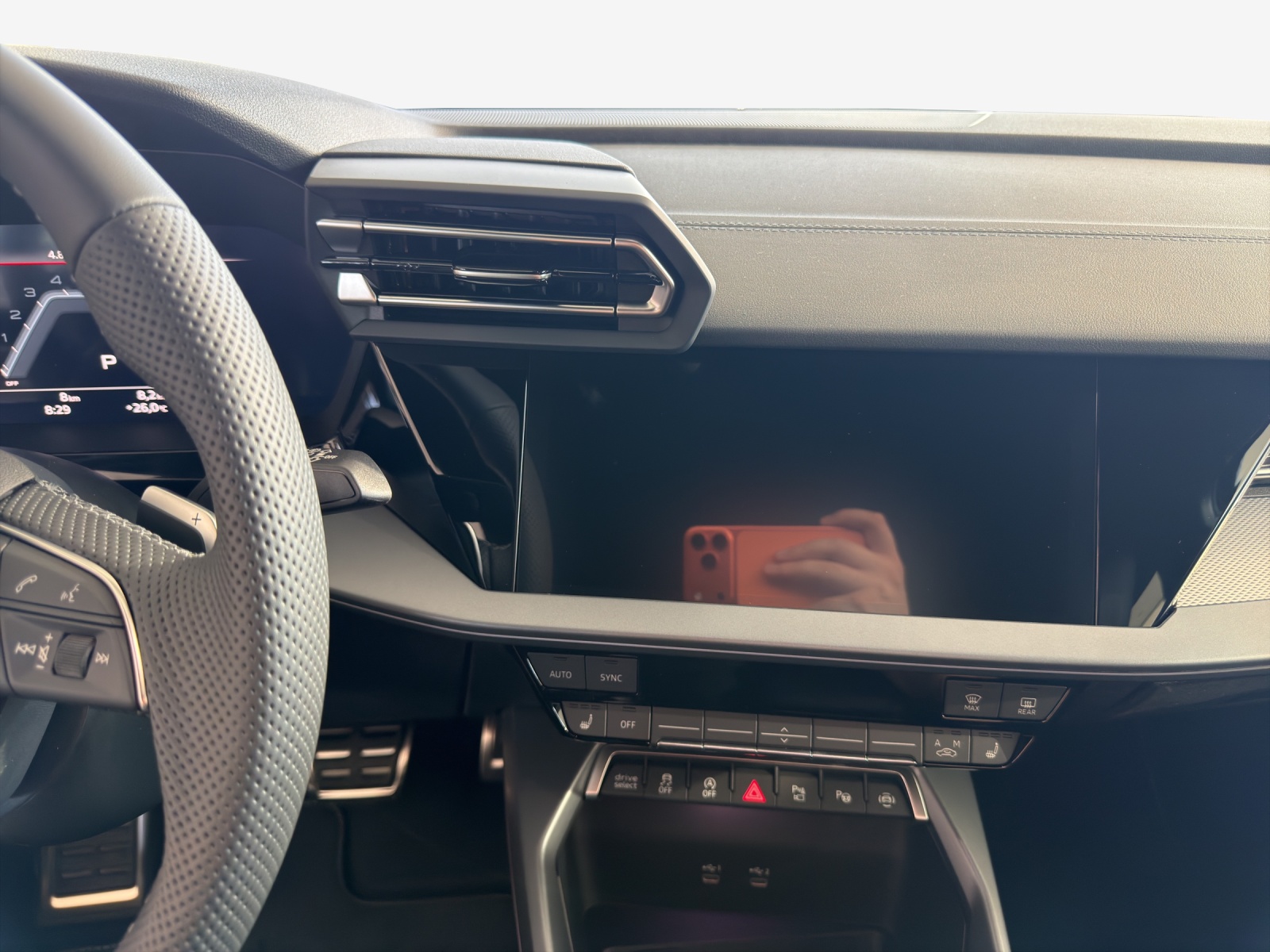 AUDI A3 Sportback TFSI e 200 kW S line Attraction S tronic-image-10