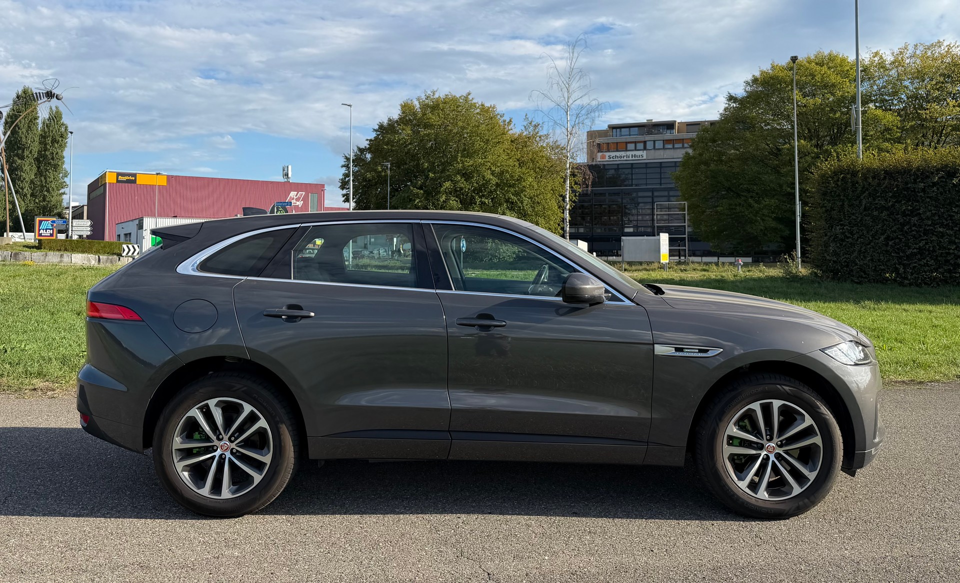 JAGUAR F-Pace 3.0 TD R-Sport AWD Automatik-image-2