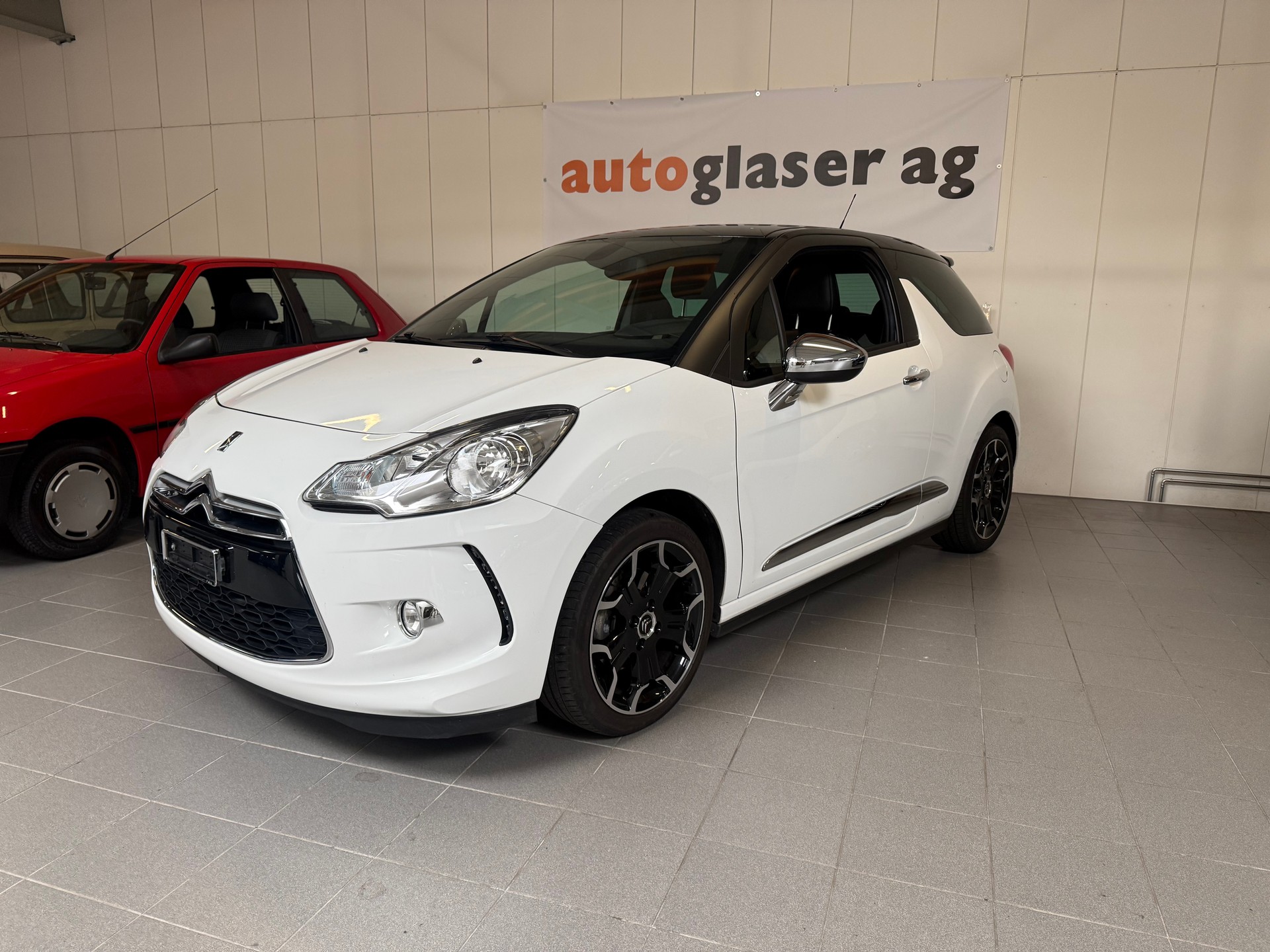 DS AUTOMOBILES DS3 1.6 THP Sport Chic-showroom-element-3