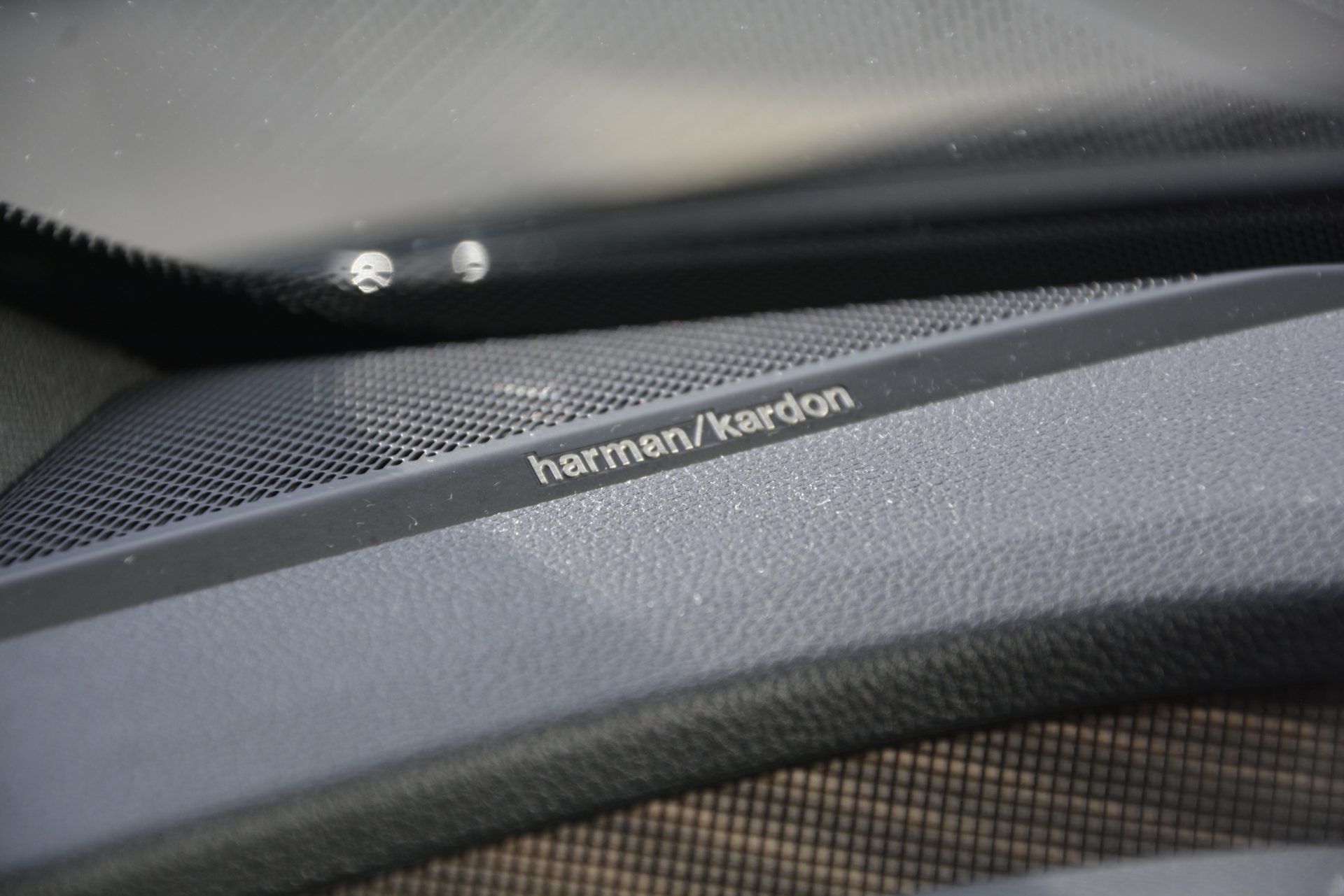 RENAULT Megane-image-13