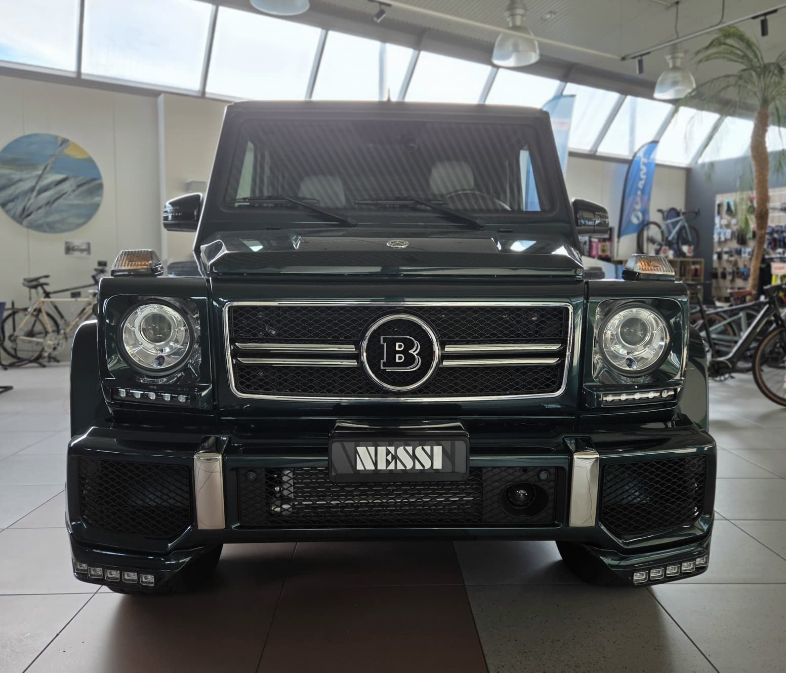 MERCEDES-BENZ G55 AMG Powered by BRABUS-showroom-element-3