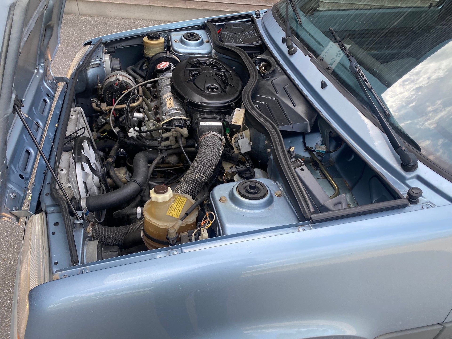 RENAULT R5-image-12