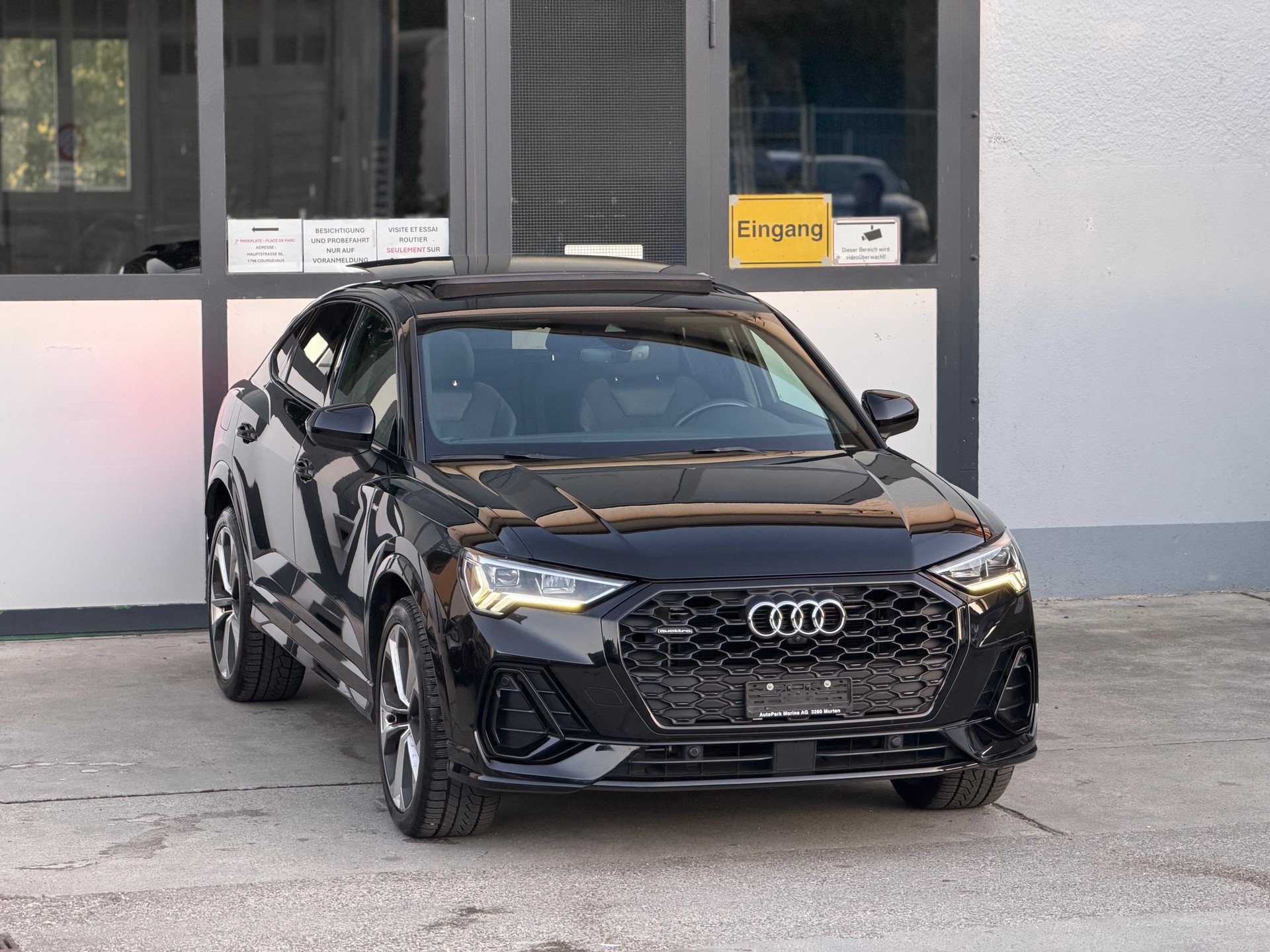 AUDI Q3 Sportback 40 TFSI S line quattro S-tronic-showroom-element-3