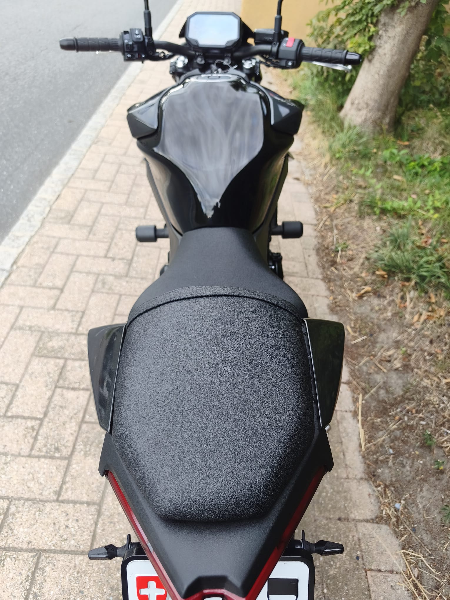 KAWASAKI Z 650-image-10