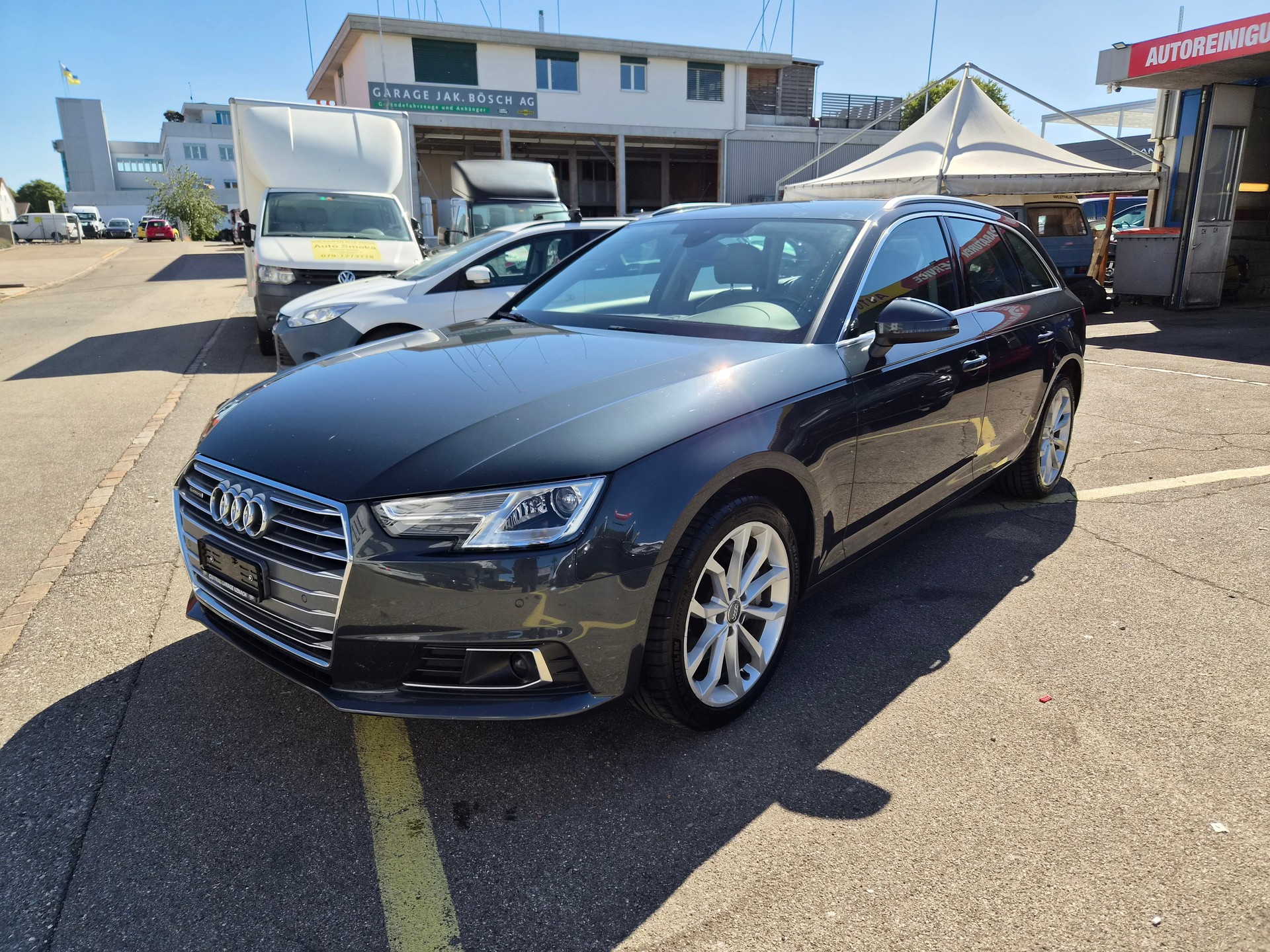 AUDI A4 Avant 2.0 TDI quattro S-tronic-showroom-element-2
