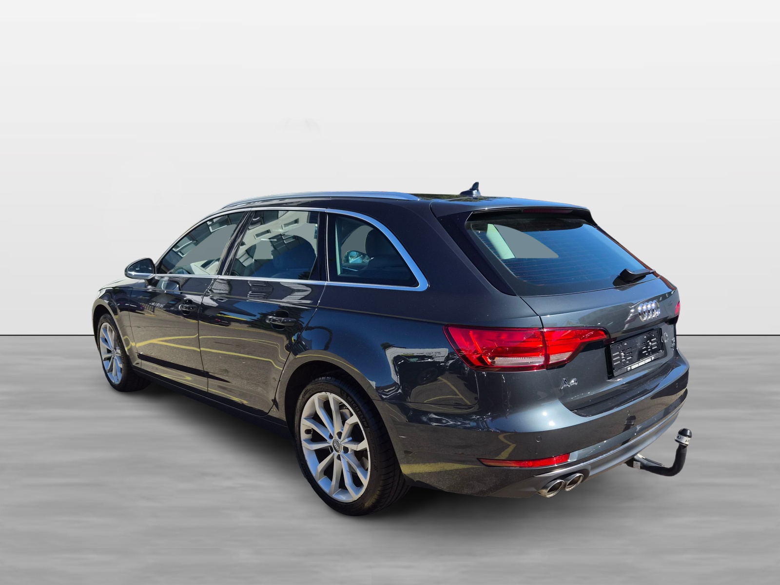 AUDI A4 Avant 2.0 TDI quattro S-tronic-image-4
