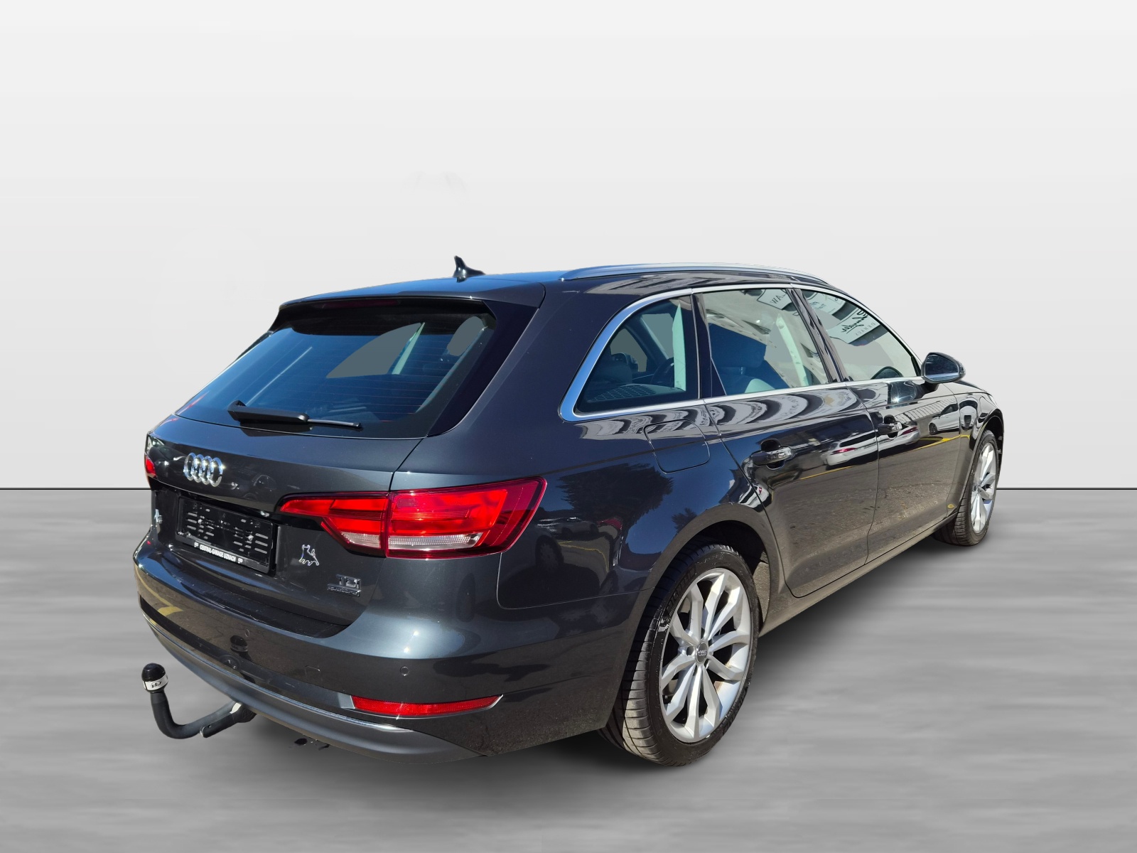 AUDI A4 Avant 2.0 TDI quattro S-tronic-image-6