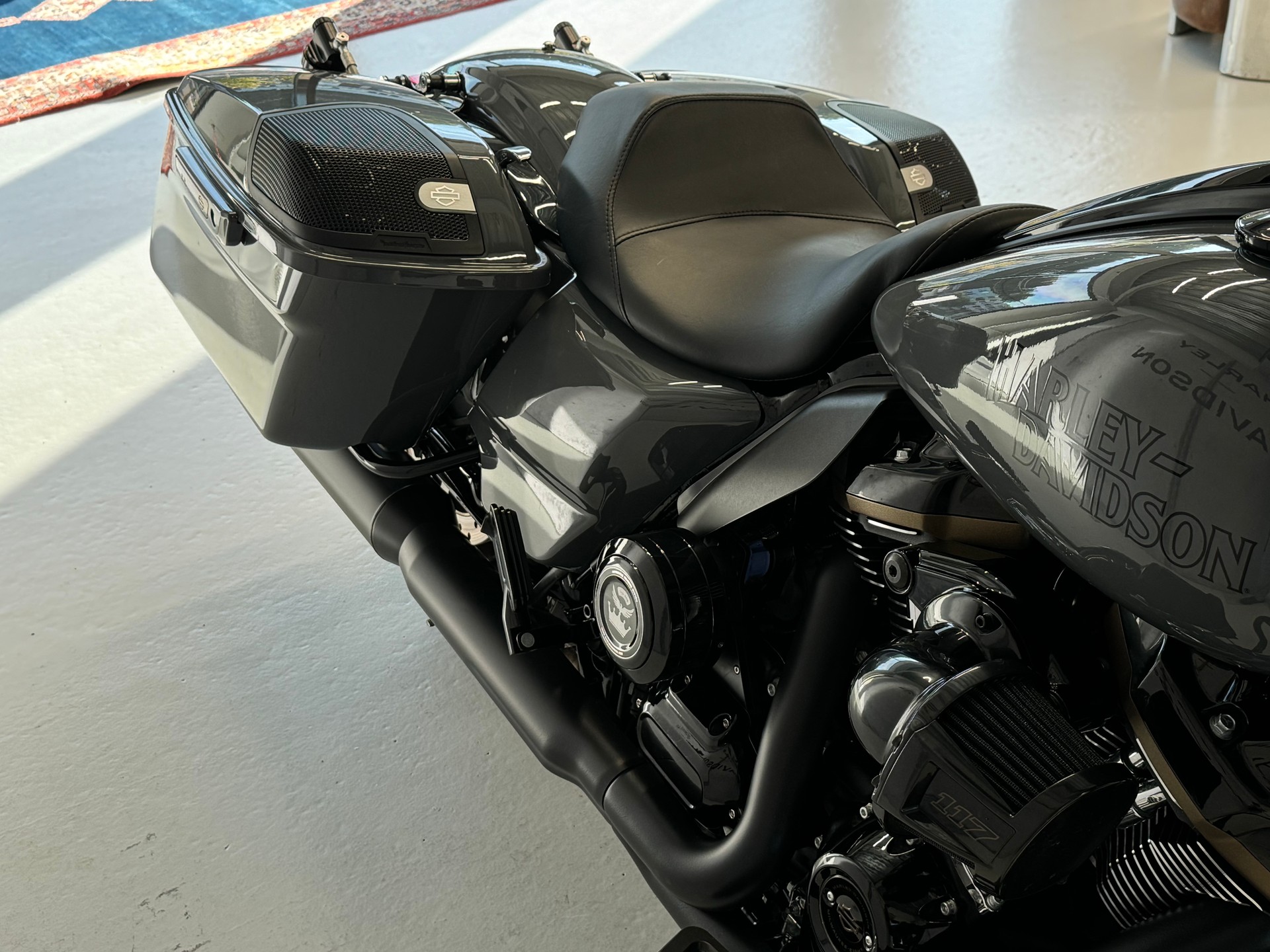 HARLEY-DAVIDSON FLHXST Street Glide ST 117-image-8