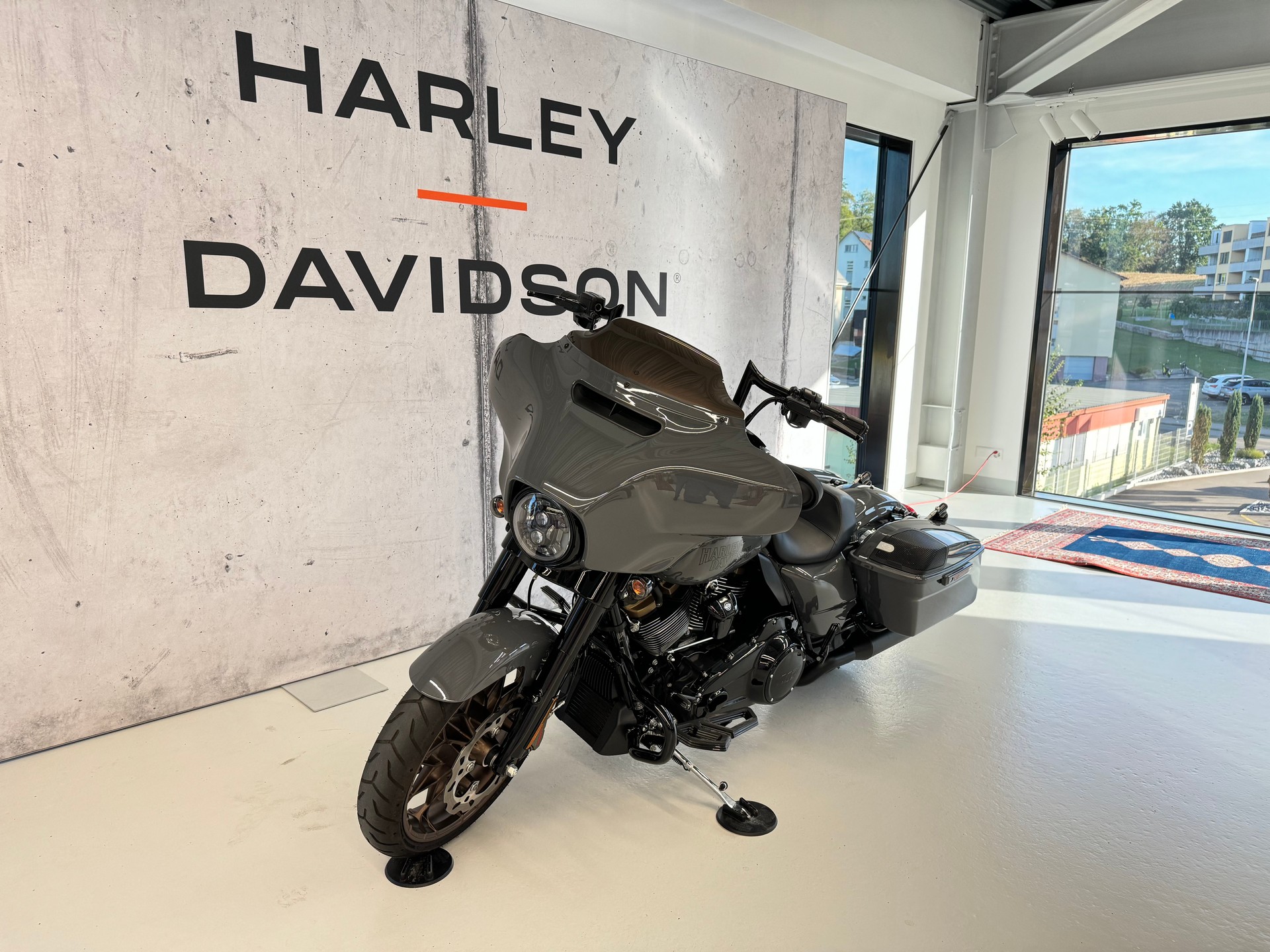 HARLEY-DAVIDSON FLHXST Street Glide ST 117-image-4