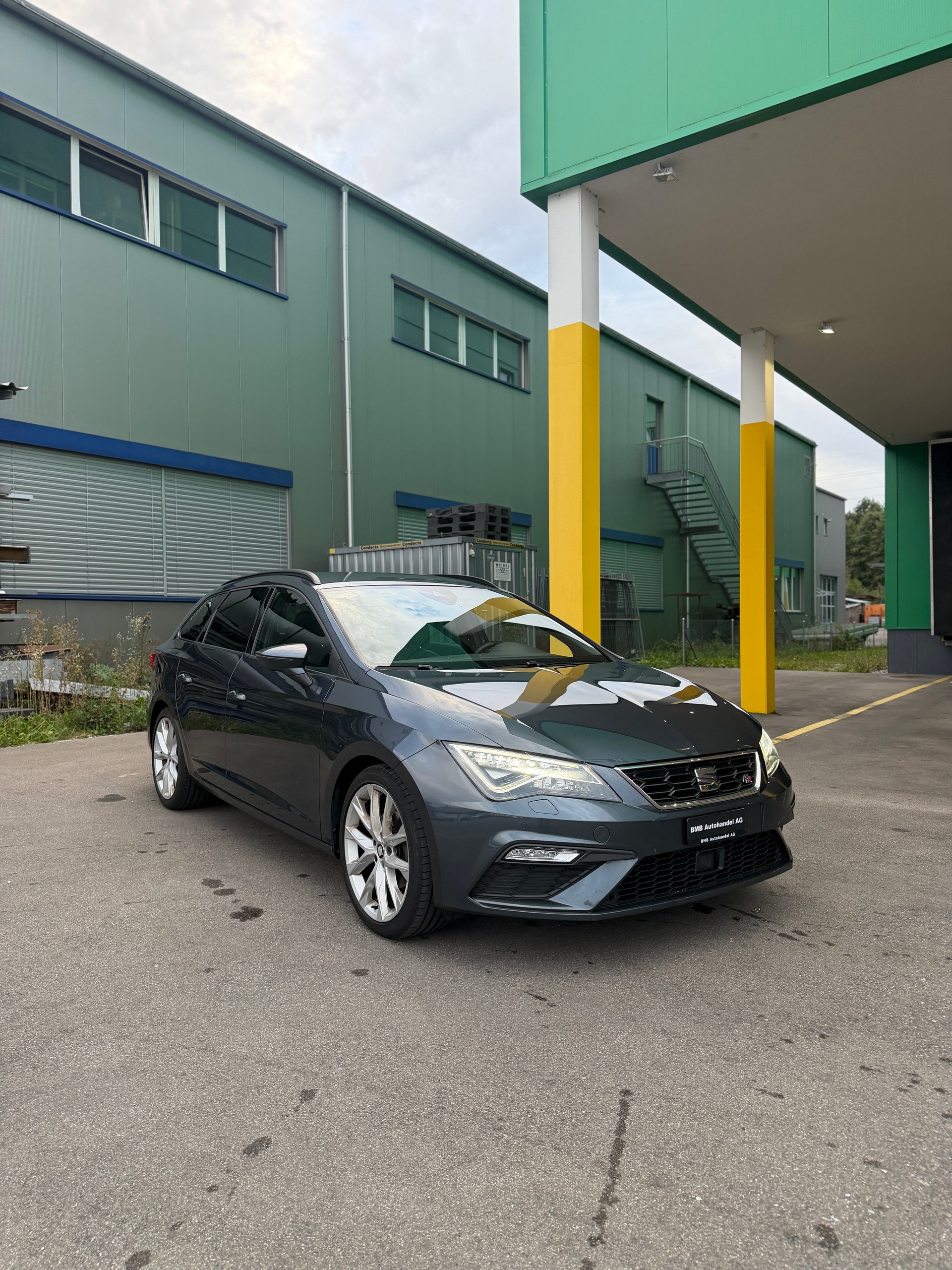 SEAT Leon ST 1.5 TSI EVO SWISS FR