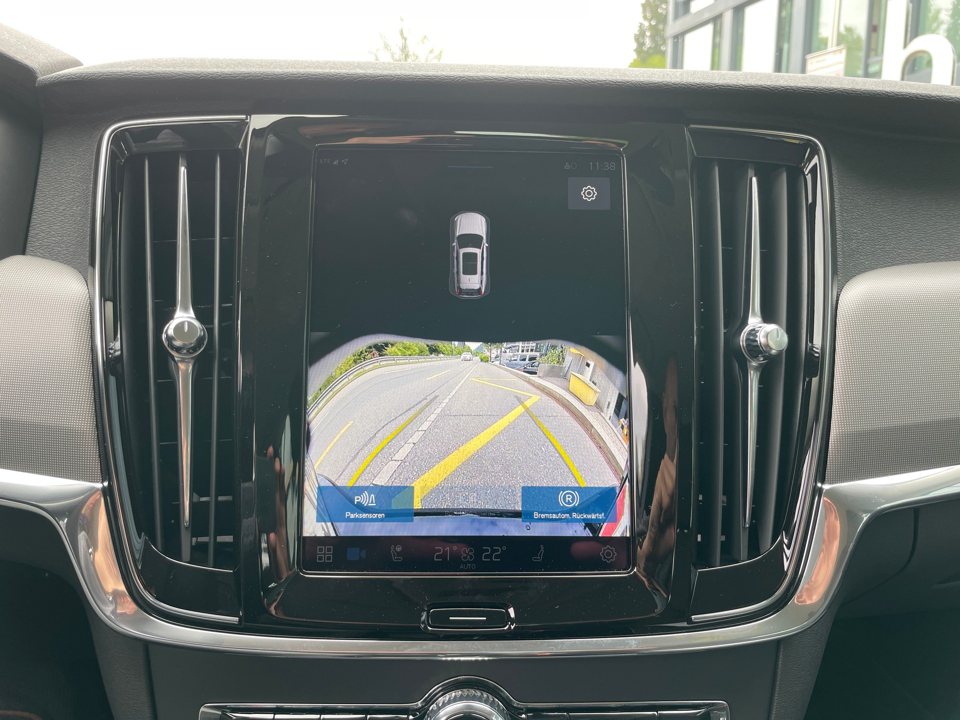 VOLVO V90 T6 eAWD Plug in Hybrid Core Geartronic-image-18