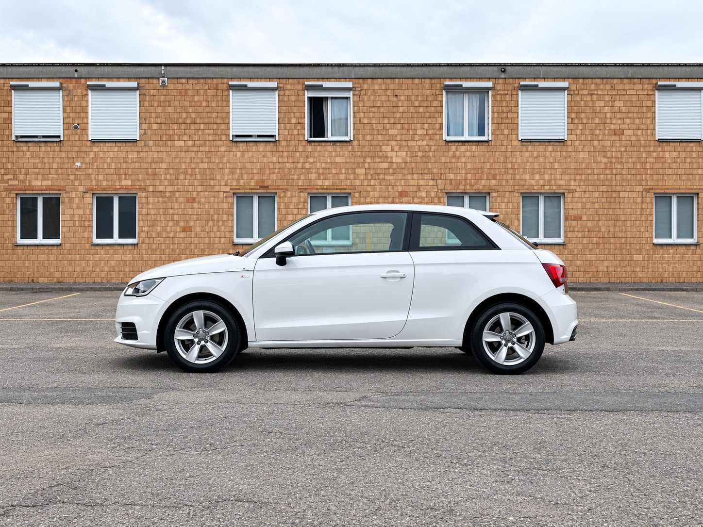 AUDI A1 1.0 TFSI S-tronic Automat-image-12