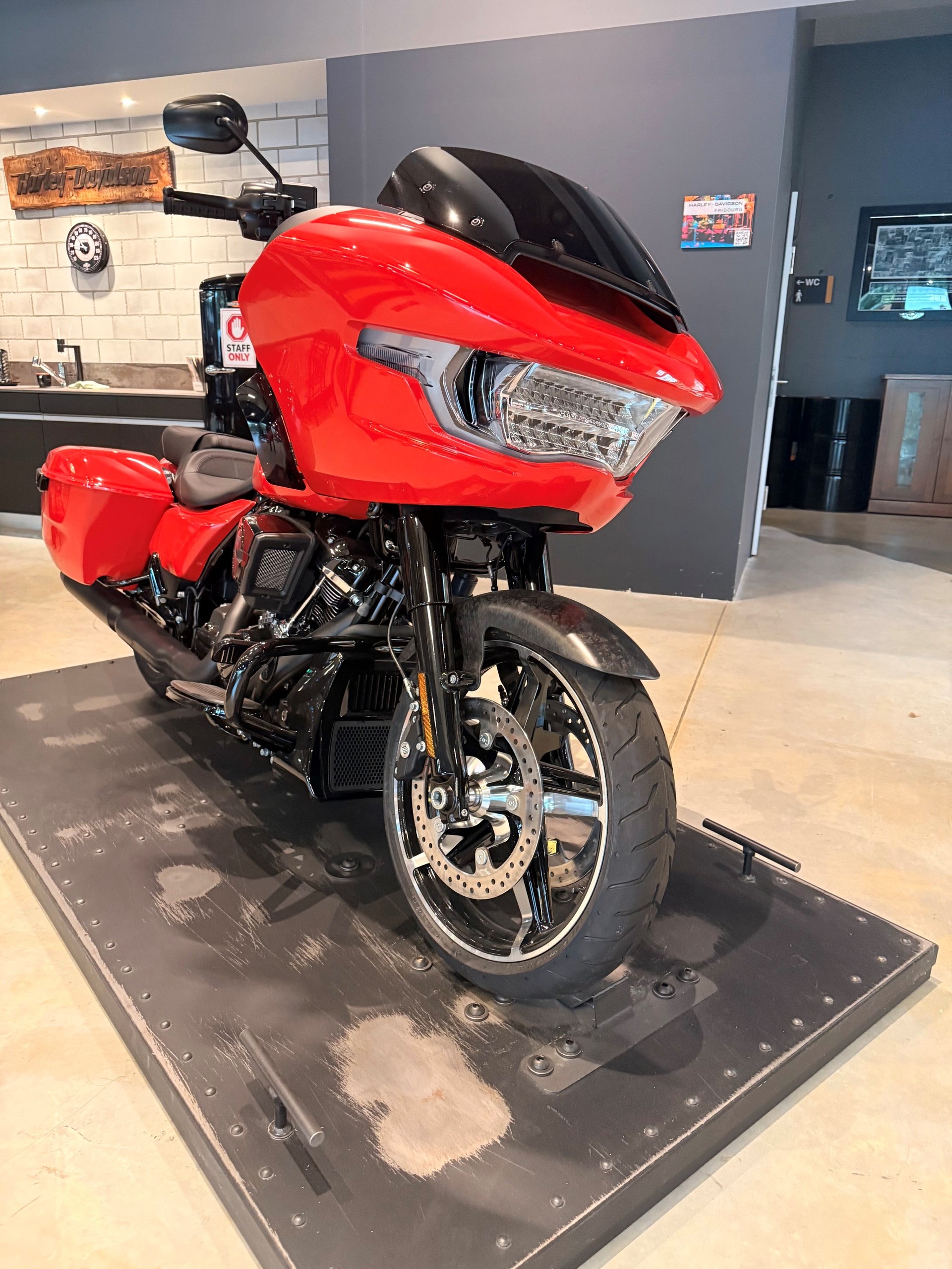 HARLEY-DAVIDSON FLTRX Road Glide 117-image-2