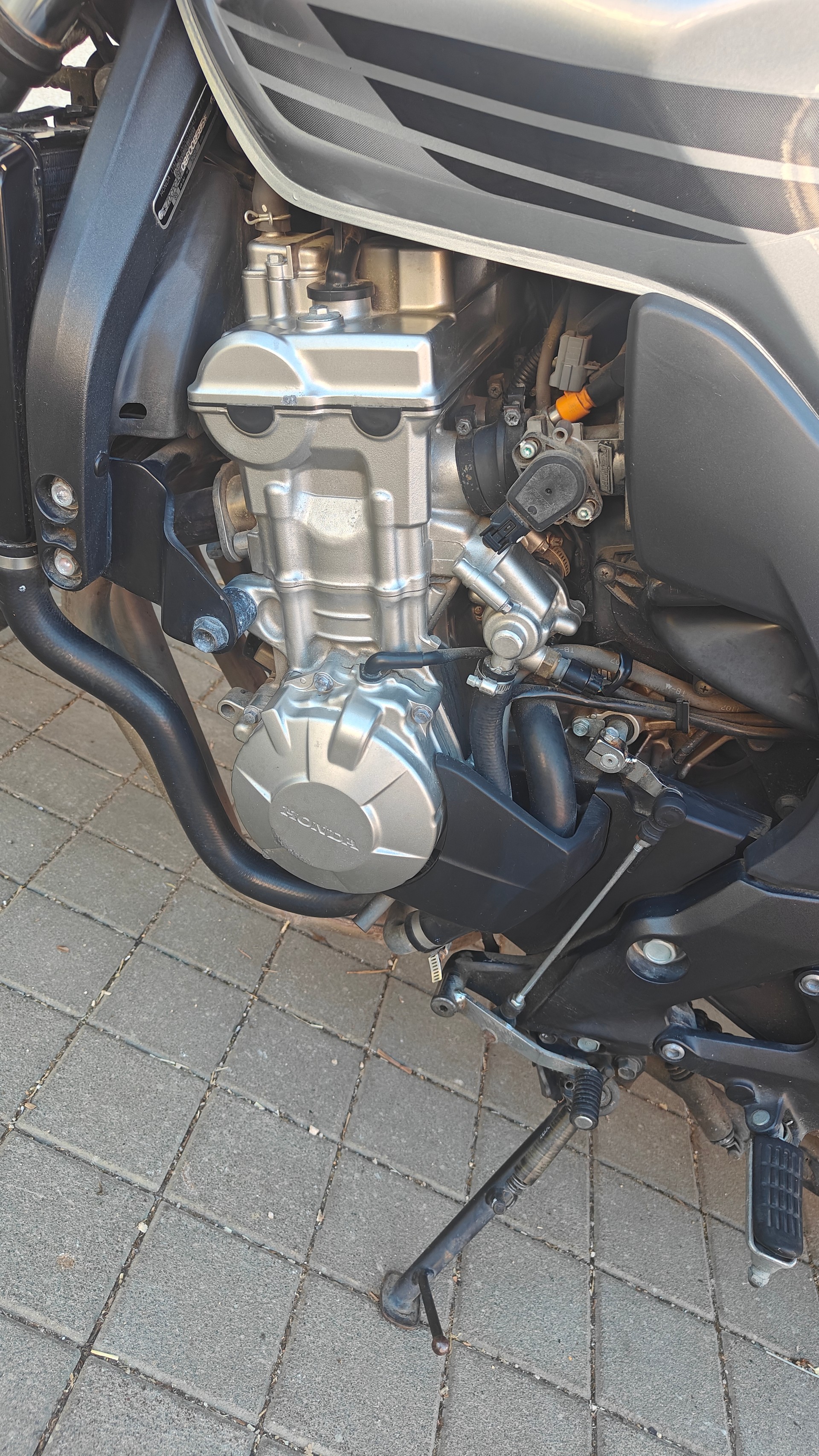 HONDA CBF 600 NA ABS-image-6
