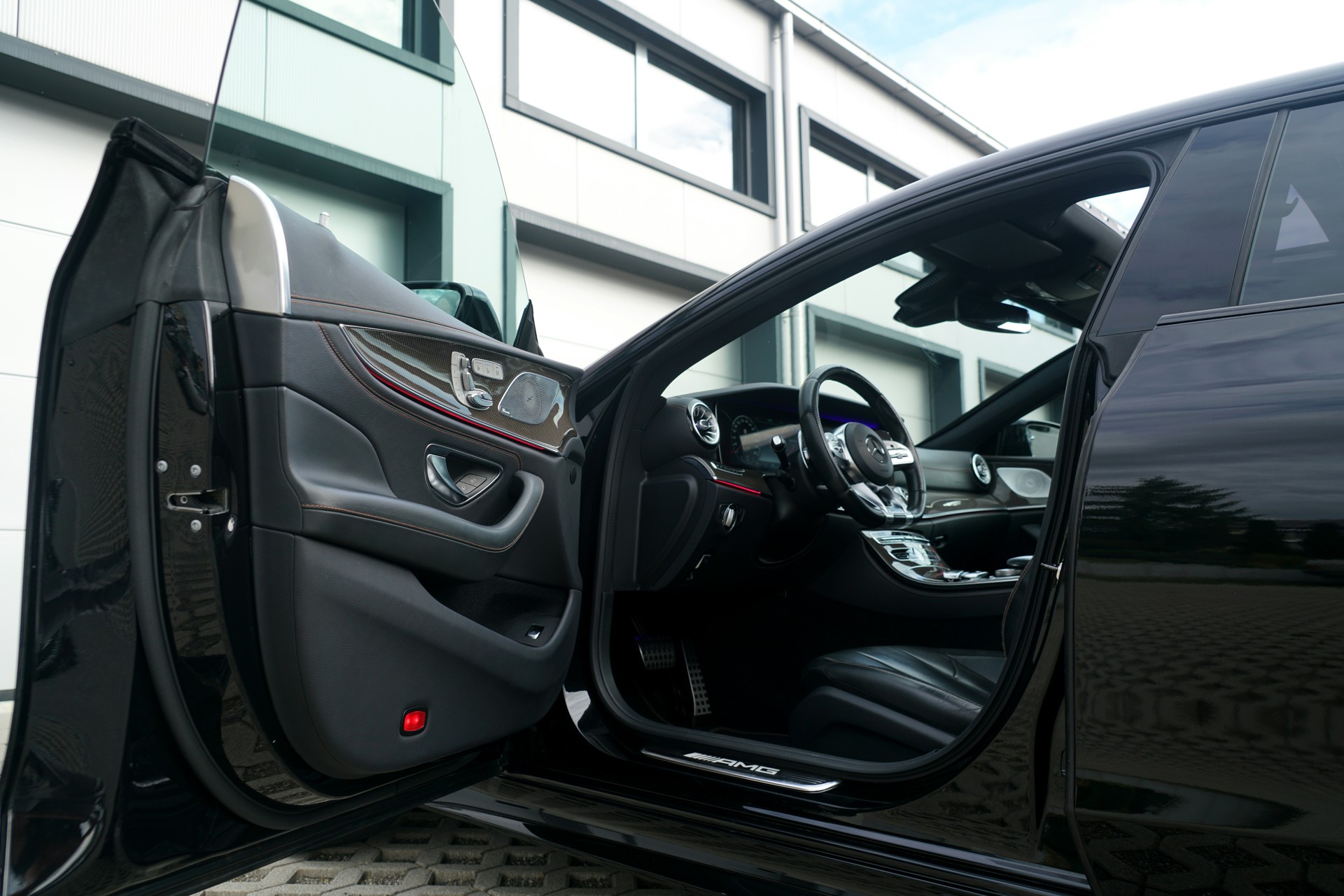 MERCEDES-BENZ CLS 53 AMG 4 Matic+ Edition1 (CH)-image-8