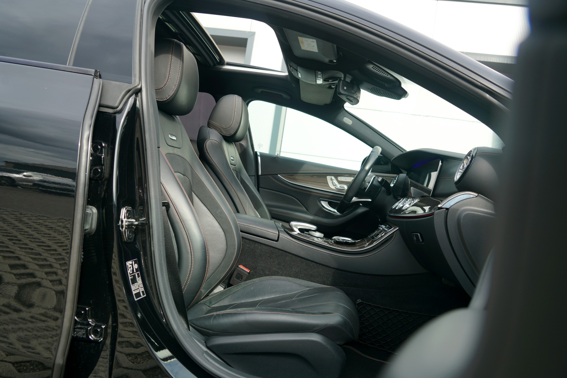MERCEDES-BENZ CLS 53 AMG 4 Matic+ Edition1 (CH)-image-23